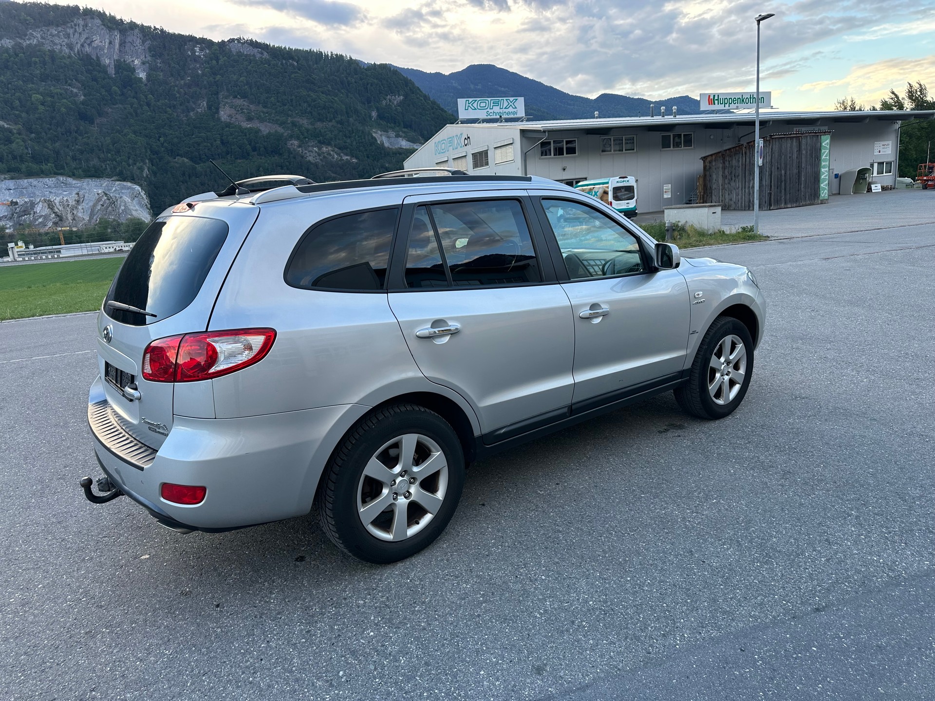 HYUNDAI Santa Fe 2.2 CRDi Swiss Limited Ed. 4WD Aut.-image-8