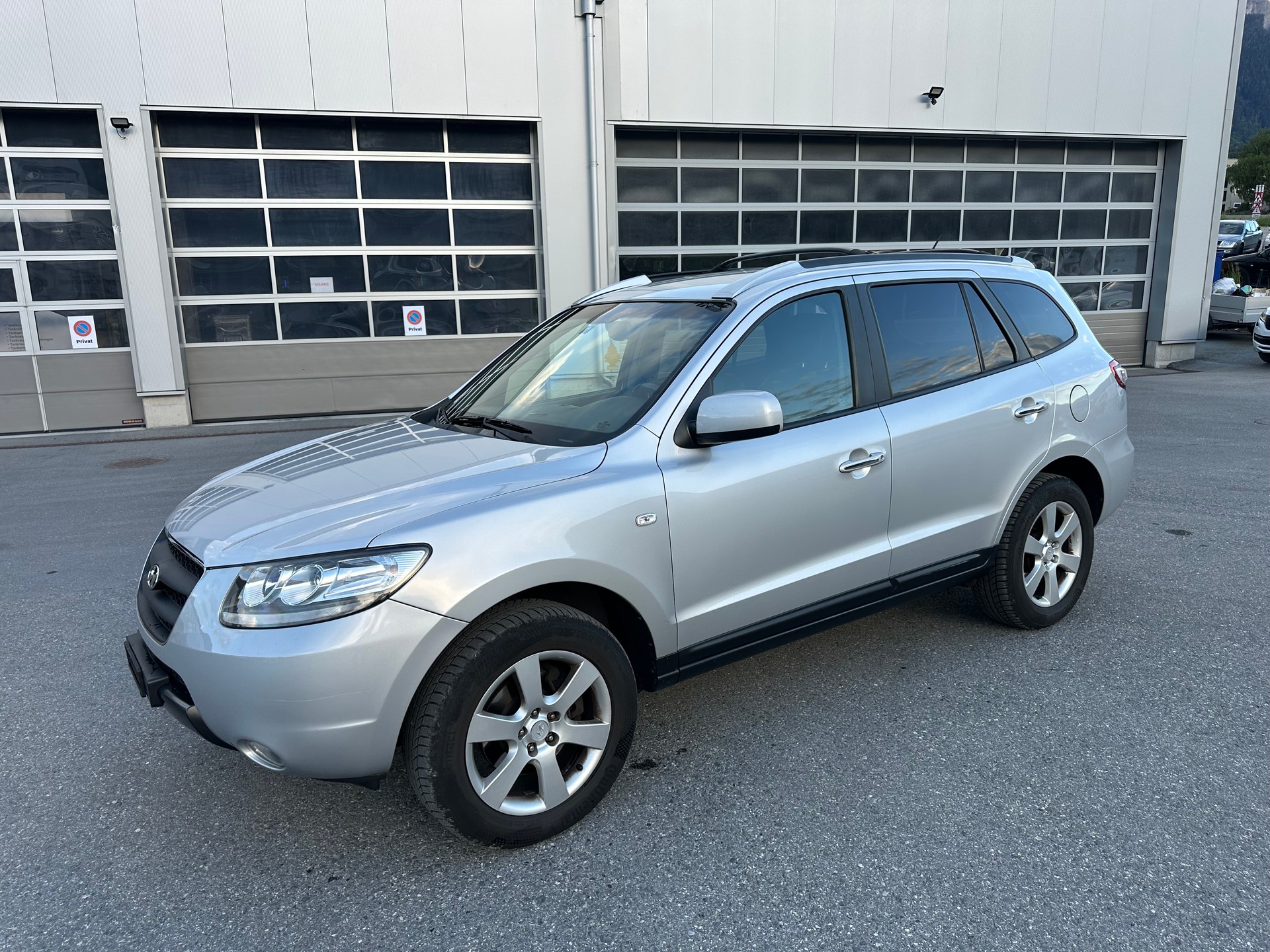 HYUNDAI Santa Fe 2.2 CRDi Swiss Limited Ed. 4WD Aut.-image-2