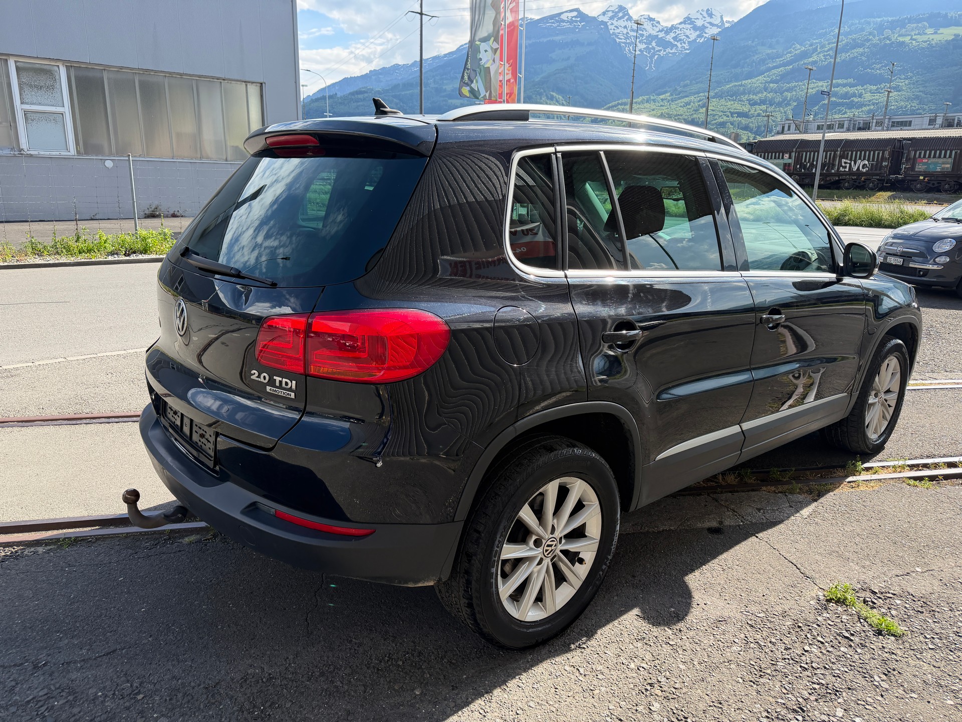 VW Tiguan 2.0 TDI BlueMotion Sport&Style 4Motion DSG-image-5