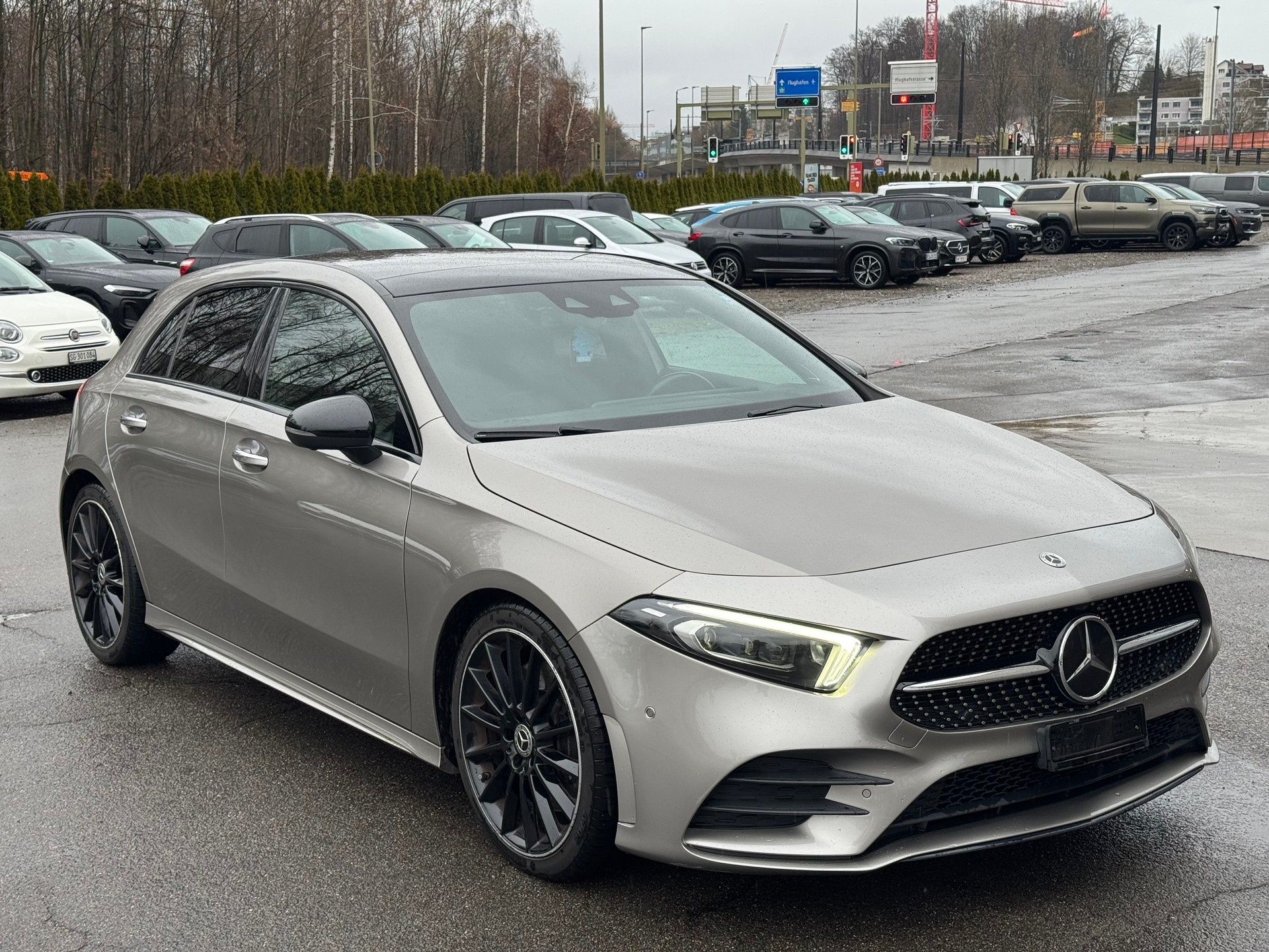 MERCEDES-BENZ A 250 AMG Line 7G-DCT-image-2