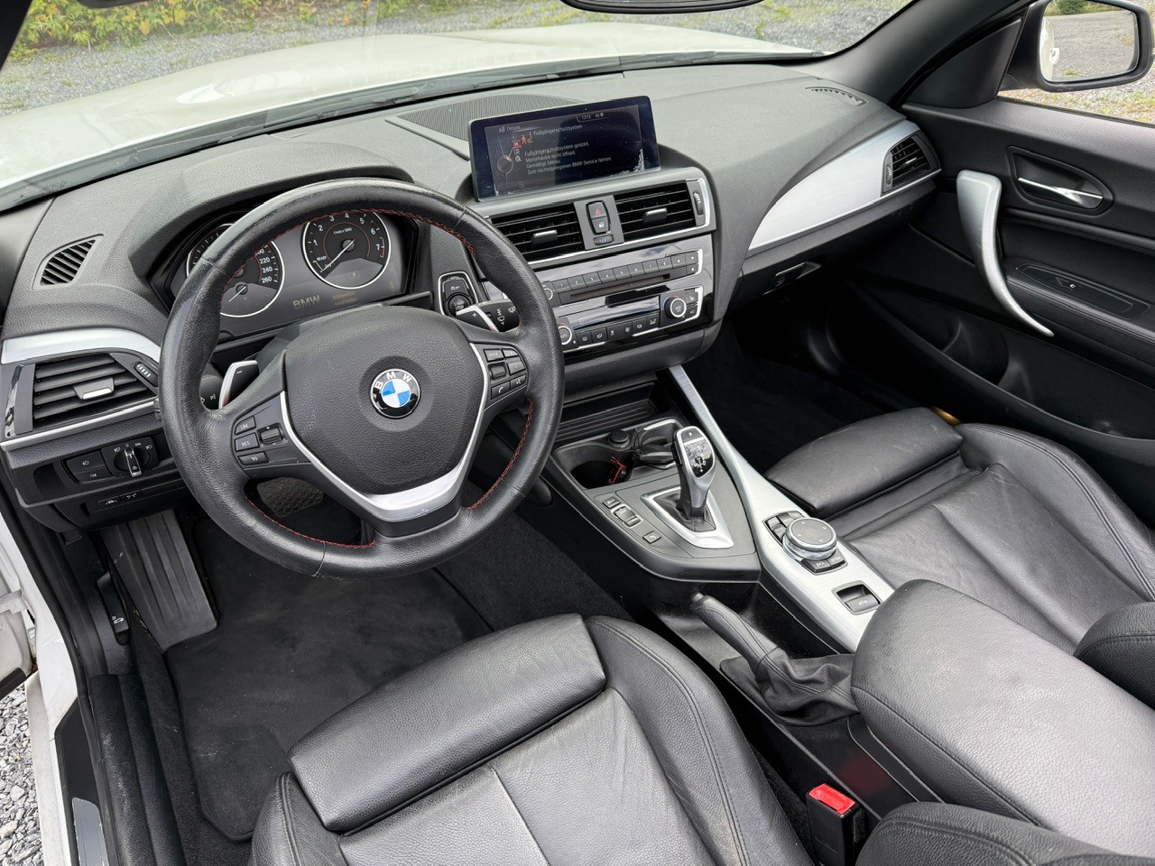 BMW 220i Sport Line Steptronic-image-8