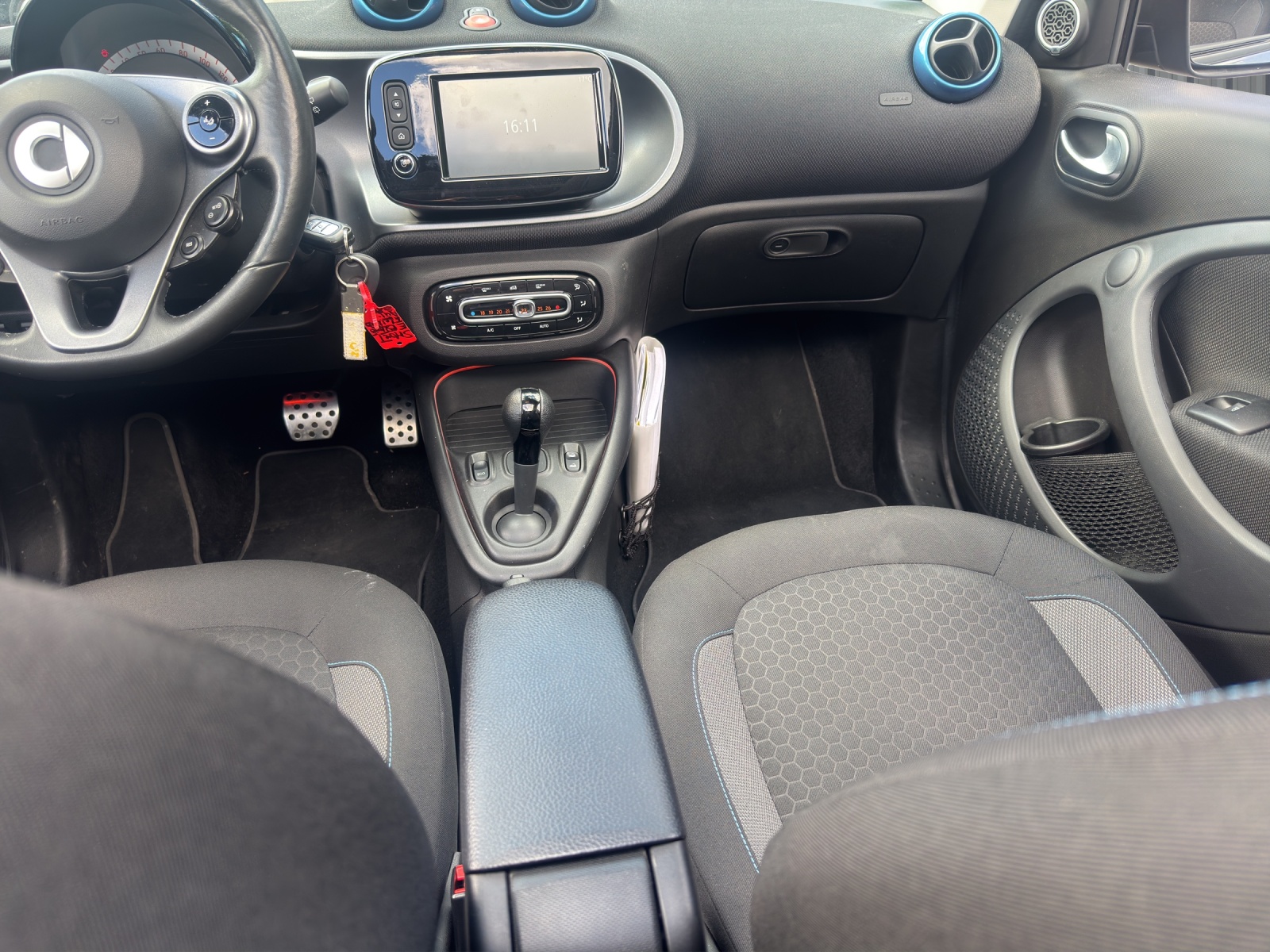 SMART forfour EQ-image-6