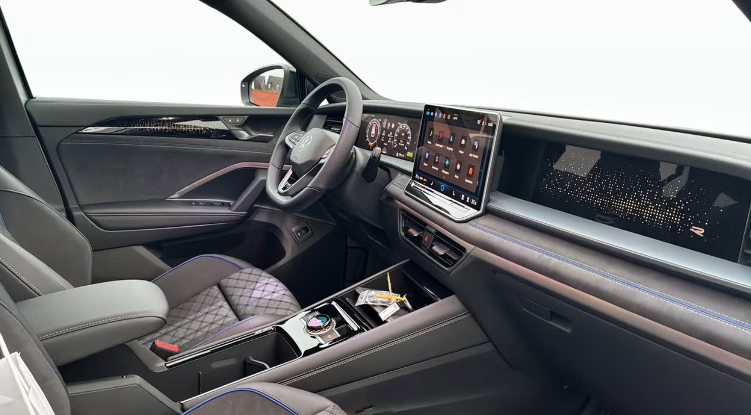 VW Tayron 2.0 TDI SCR R-Line 4Motion DSG - 7 Sitzer-image-8