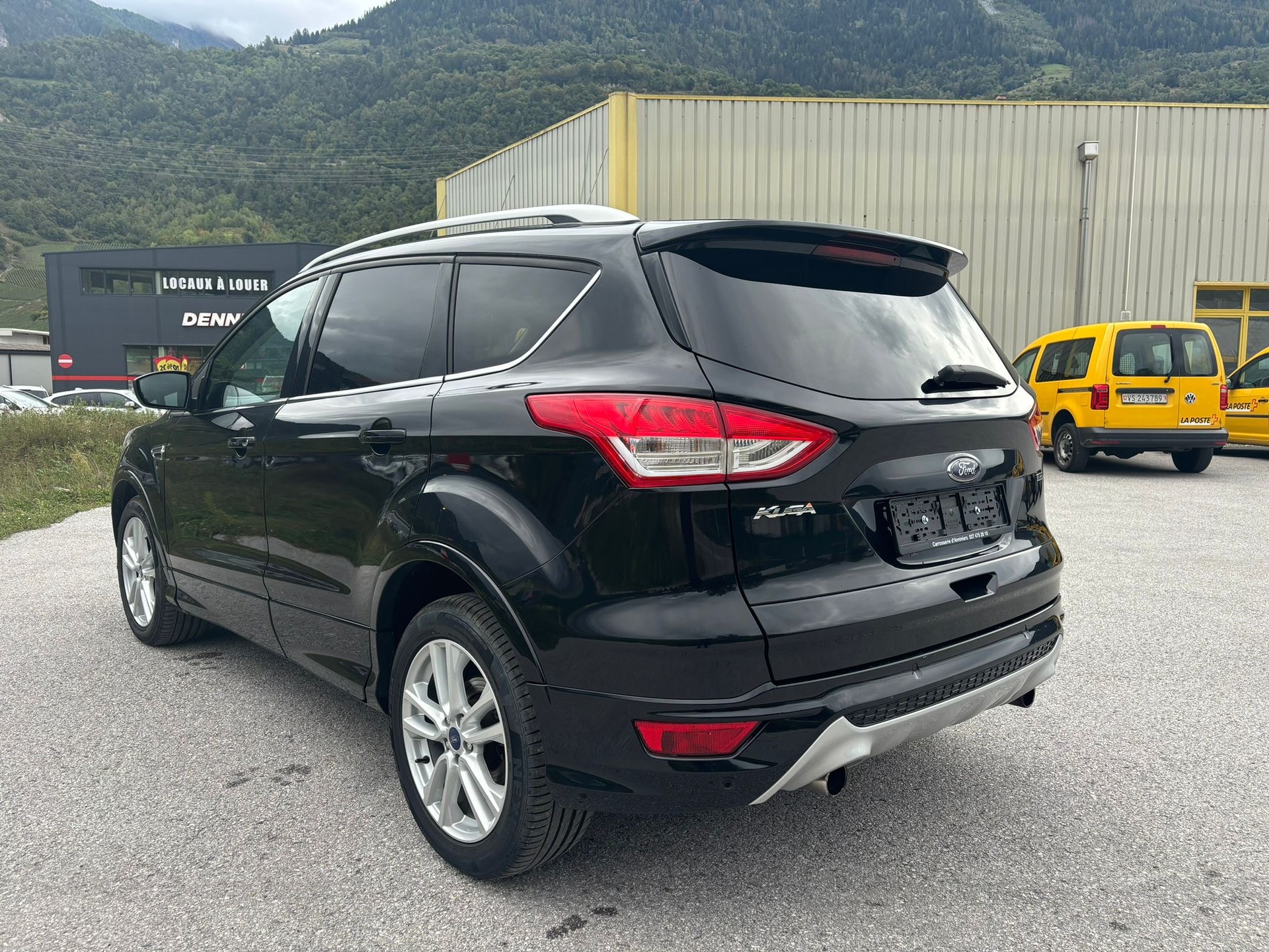 FORD Kuga 1.6 SCTi Carving 4WD Automatic-image-8