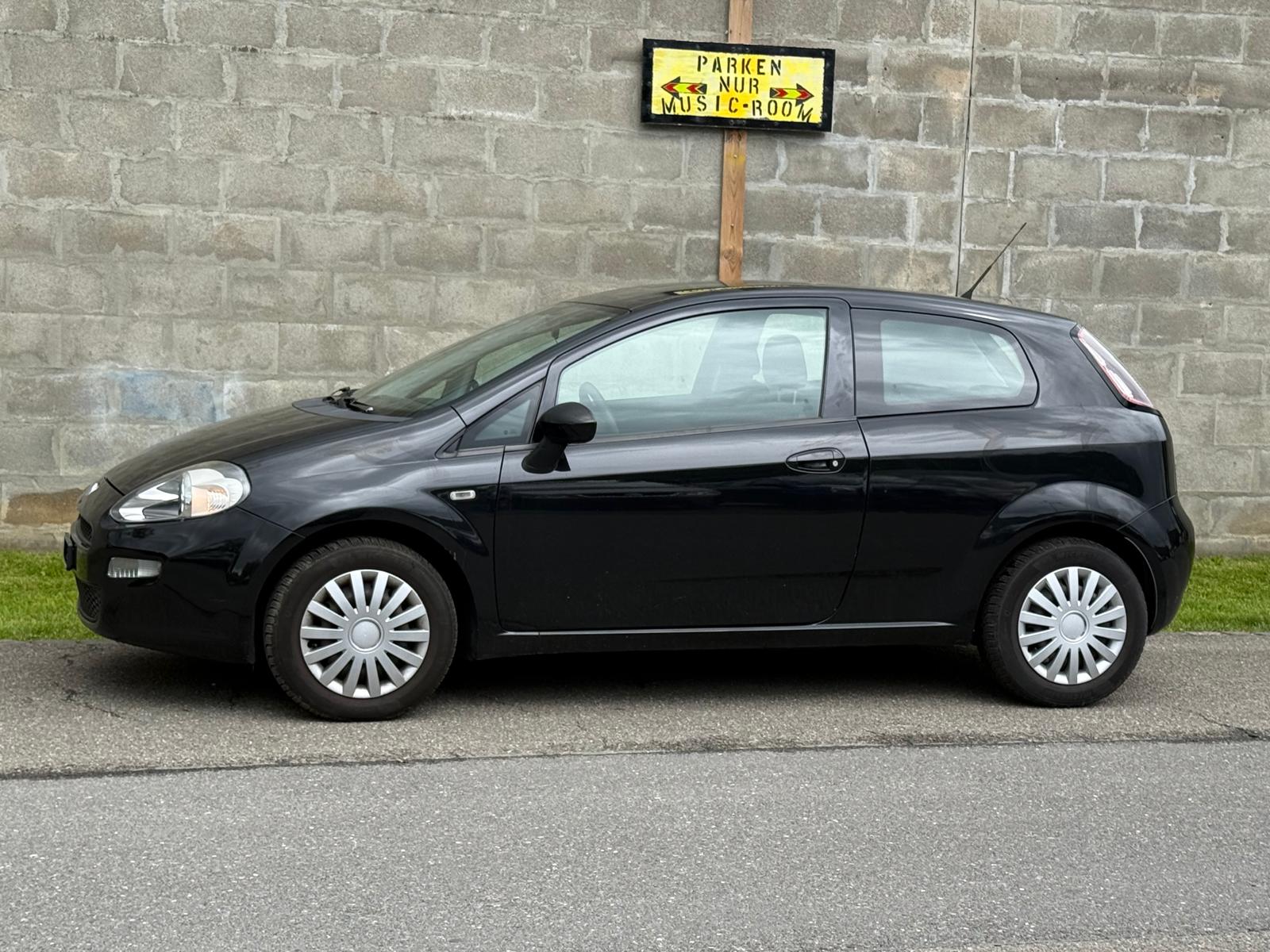 FIAT Punto 1.2 Young-image-1