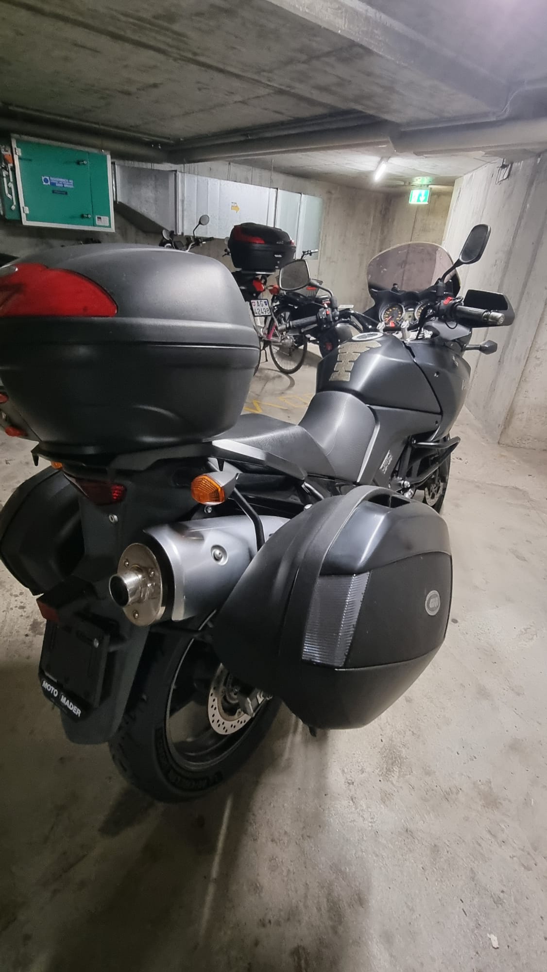 SUZUKI DL 650 V-Strom ABS-image-4