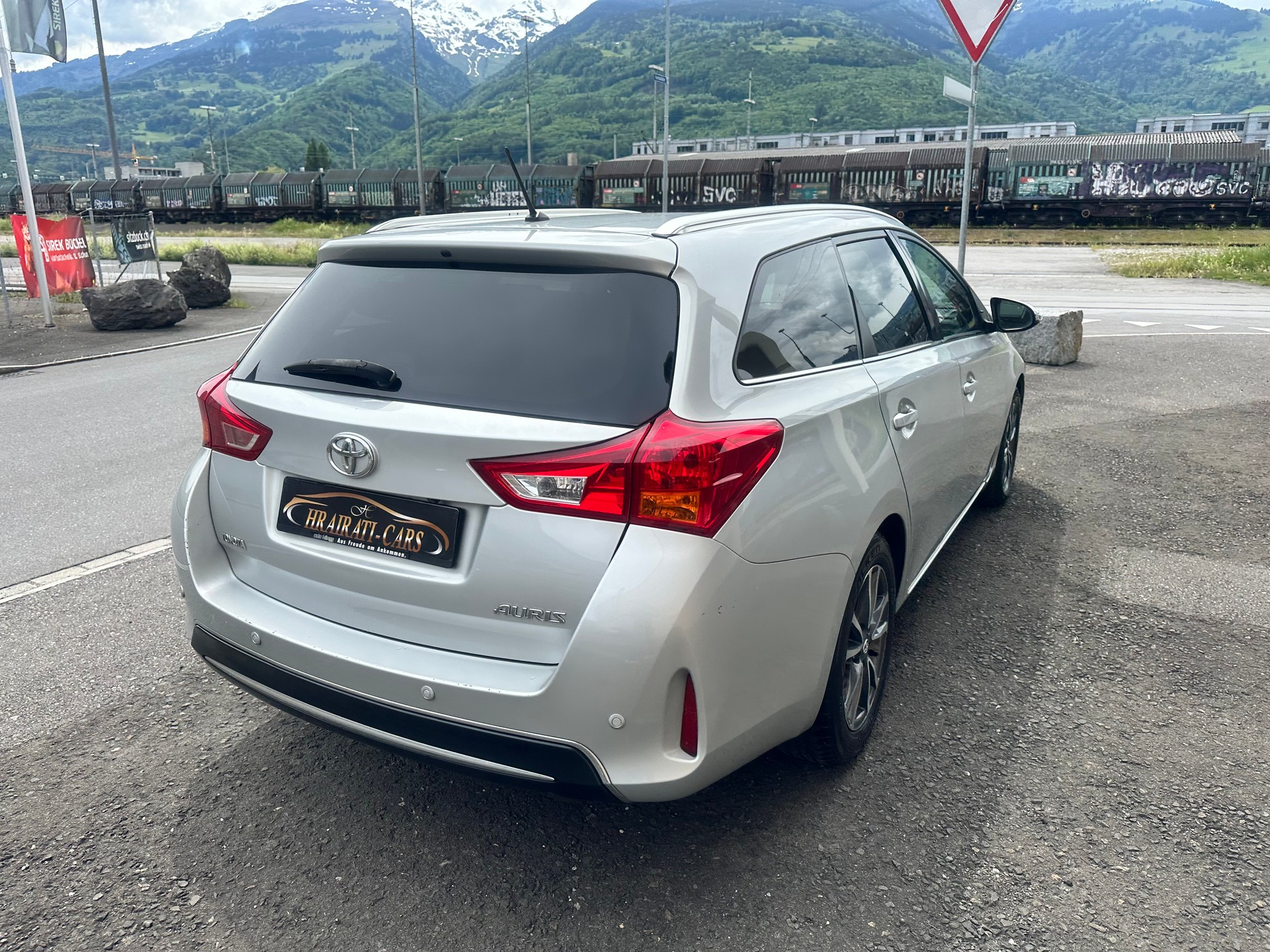 TOYOTA Auris Touring Sports 2.0 D-4D Trend-image-7