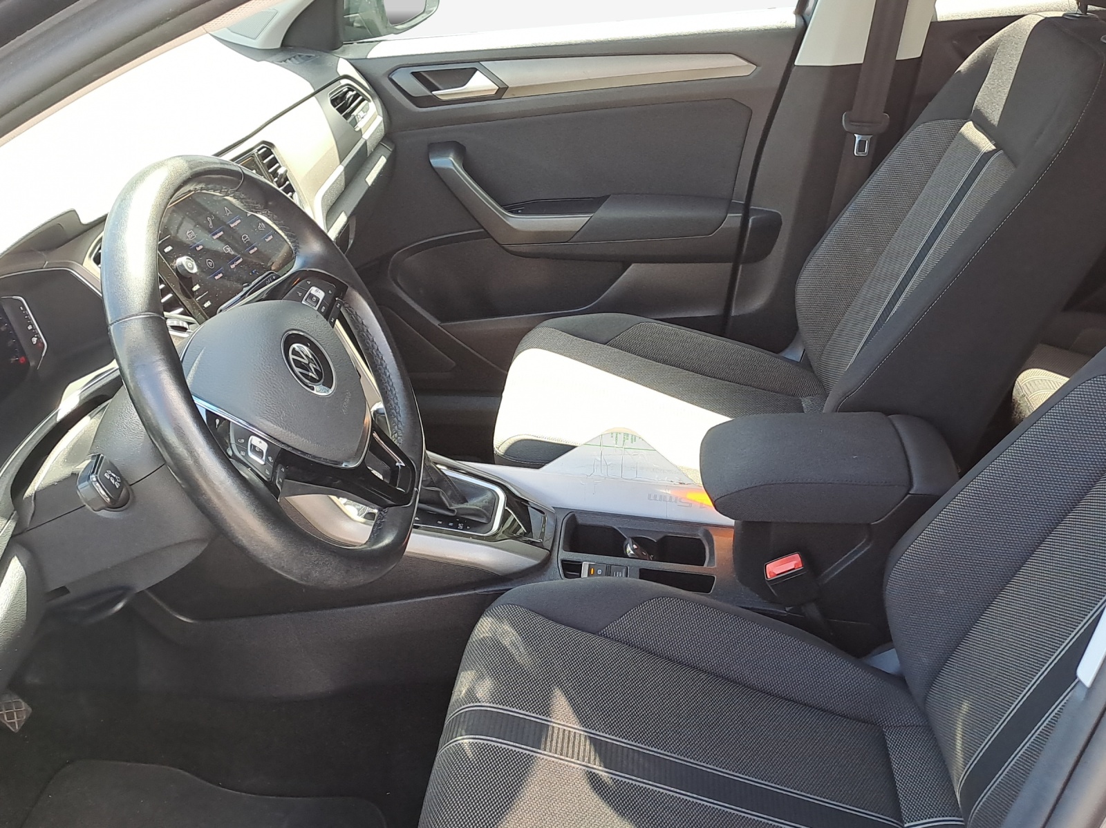VW T-Roc 1.5 TSI EVO Advance DSG-image-7
