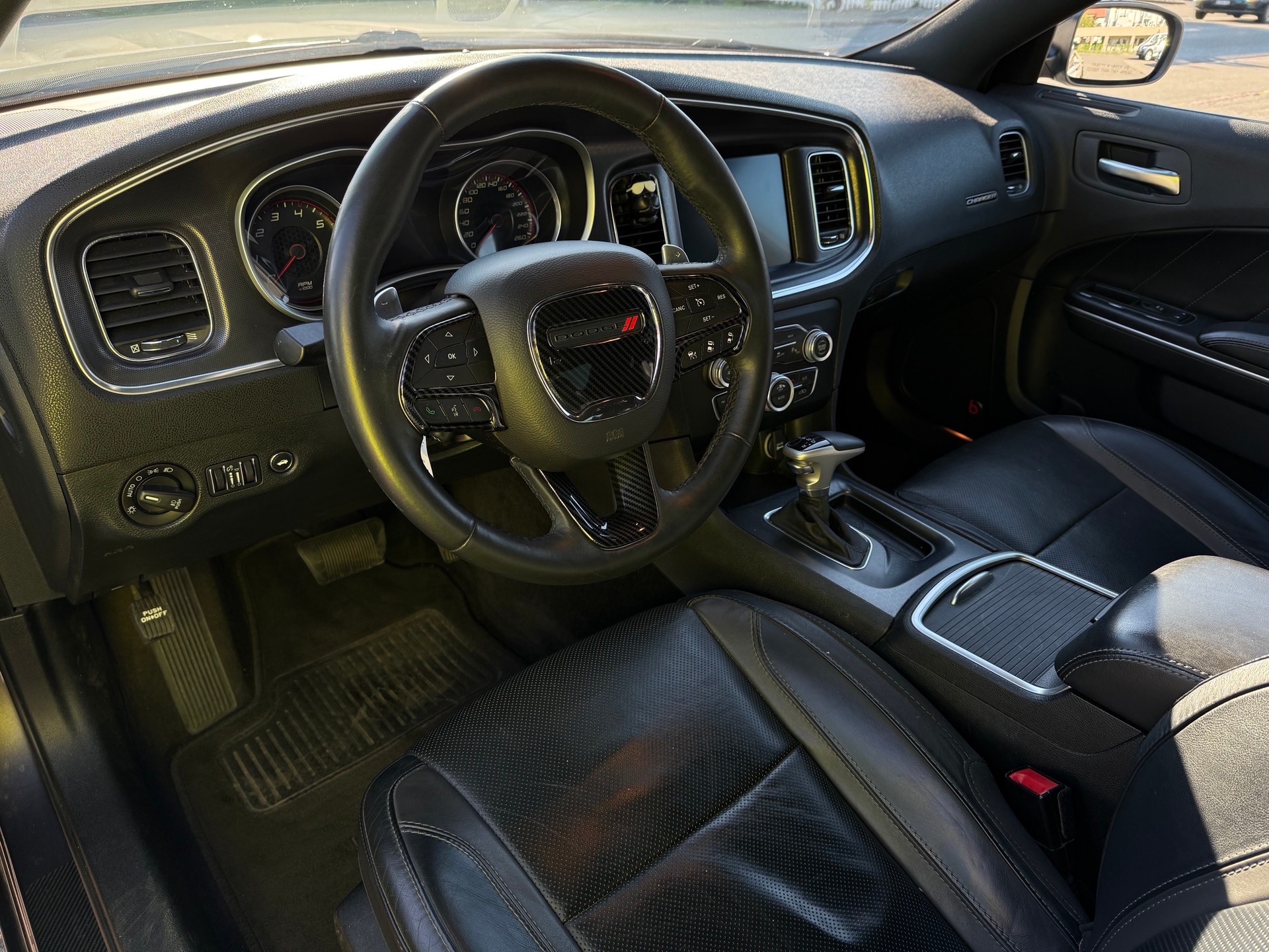 DODGE Charger 3.6-image-6