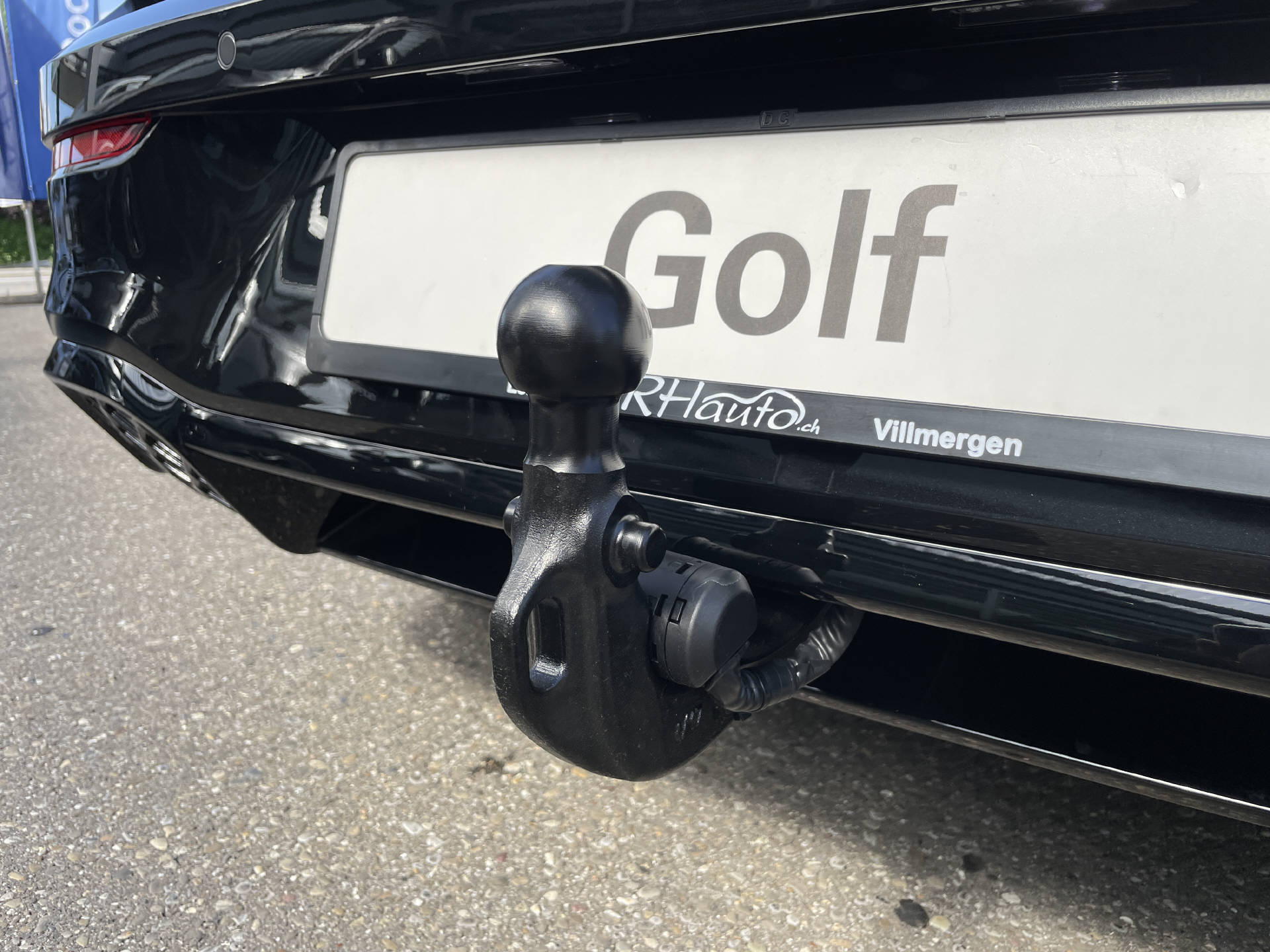 VW Golf VIII 2.0 TSI R-Line DSG 4motion-image-23