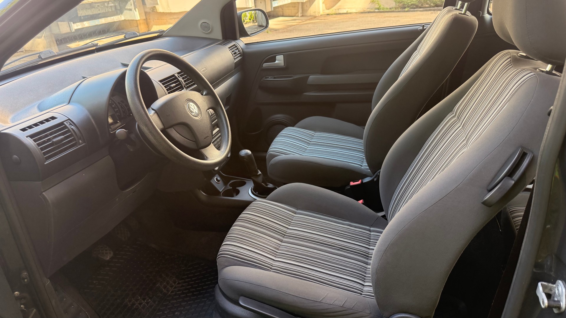 VW Fox 1.2-image-7