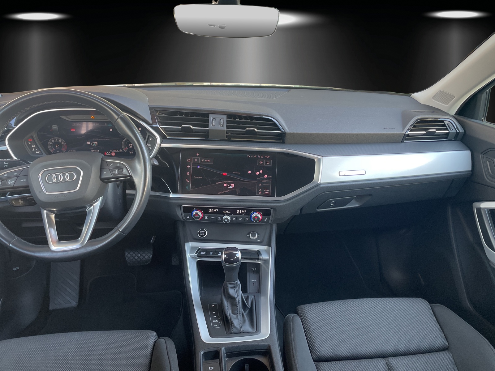 AUDI Q3 Sportback 45 TFSI S line quattro S-tronic-image-10