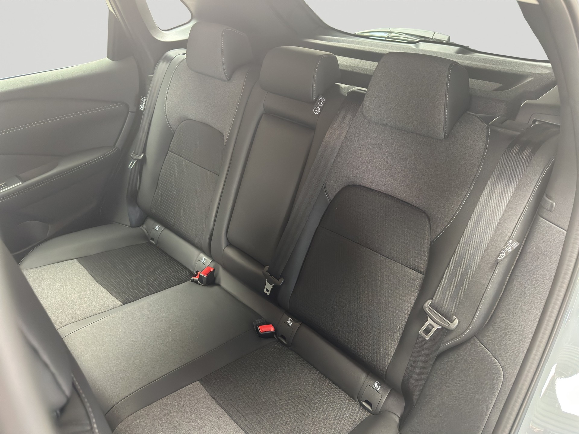 NISSAN Qashqai 1.3 DIG-T MHEV N-Connecta Xtronic-image-7