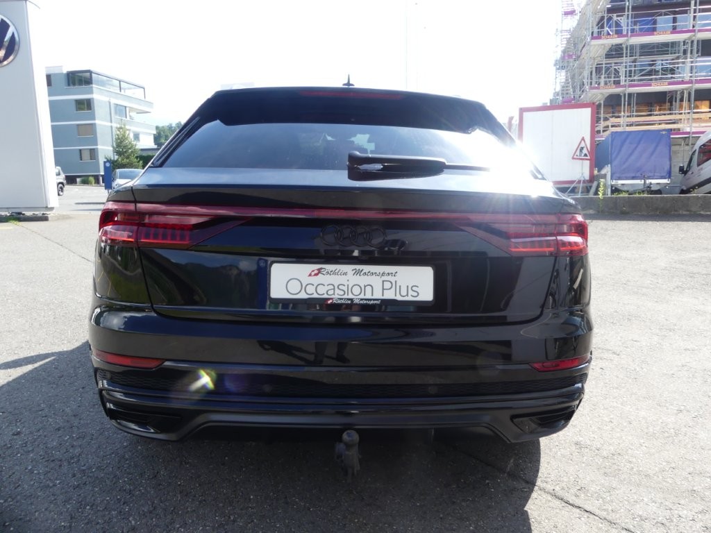 AUDI Q8 55 TFSI quattro tiptronic-image-2