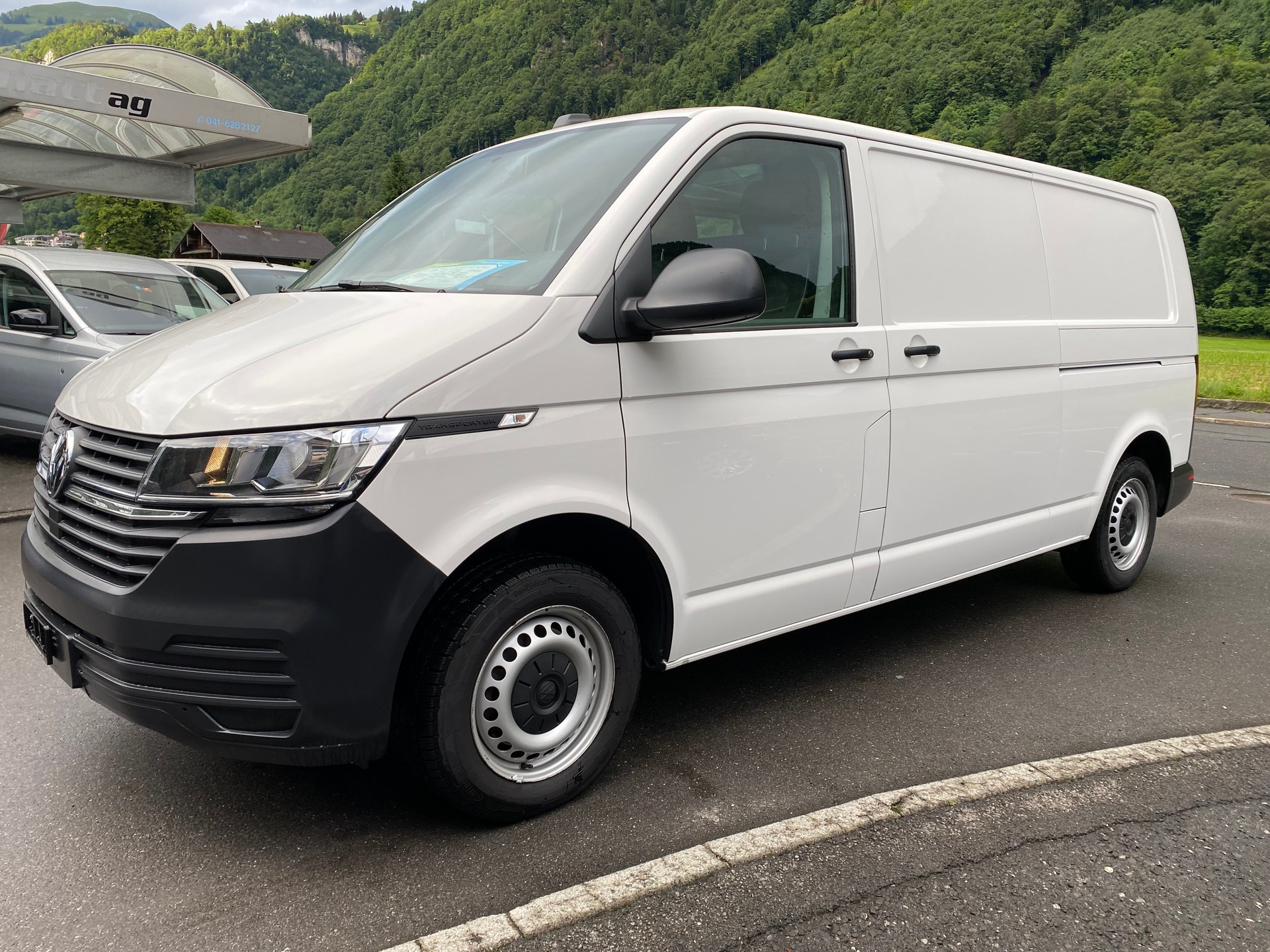 VW T6.1 2.0 TDI 4Motion-image-1