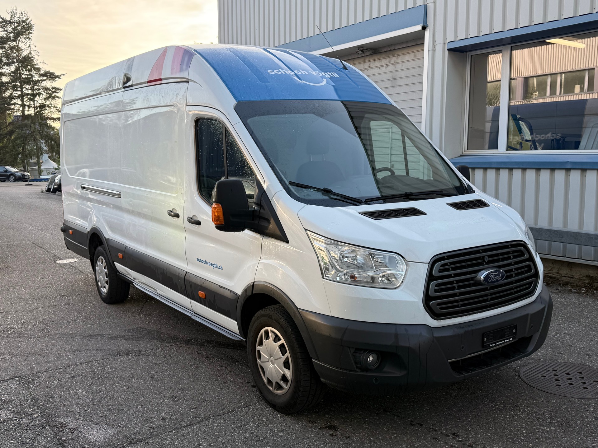 FORD Transit Van 350 L4 Ambiente 2.0 TDCi 130 RWD-image-1