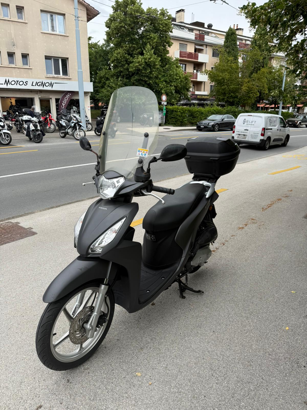 HONDA NSC Vision 110 16''-image-1