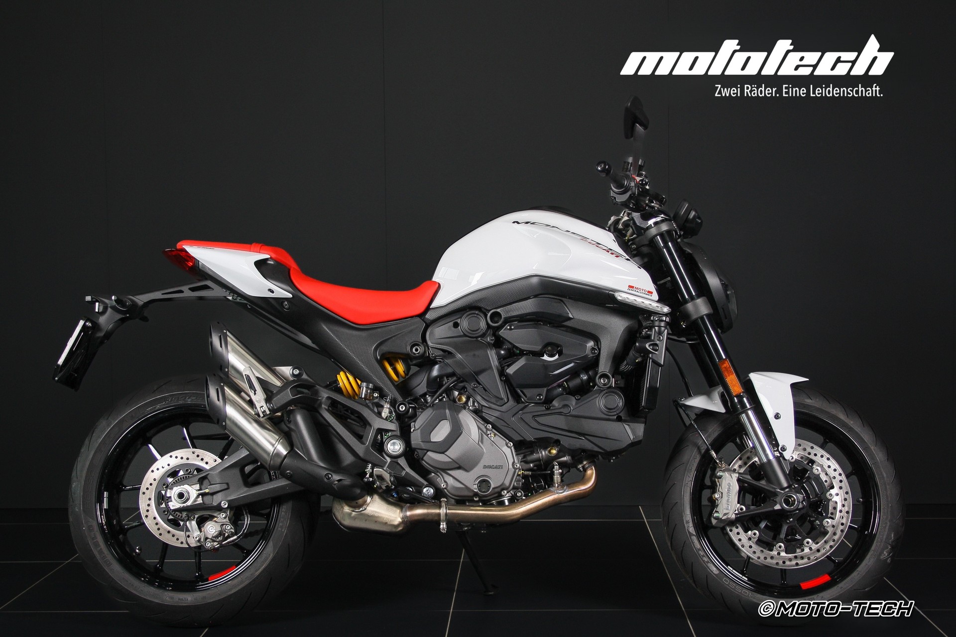 DUCATI Monster + 937 (35KW) / 4 JAHRE GARANTIE-showroom-element-2