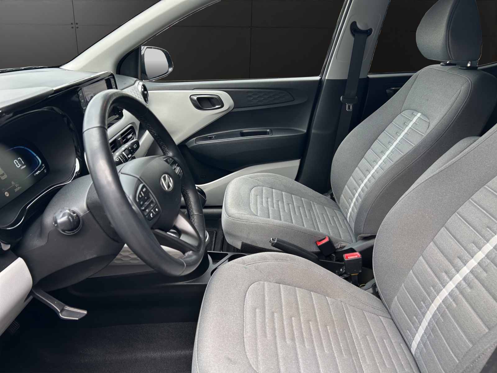 HYUNDAI i10 1.2 Vertex Automat-image-8