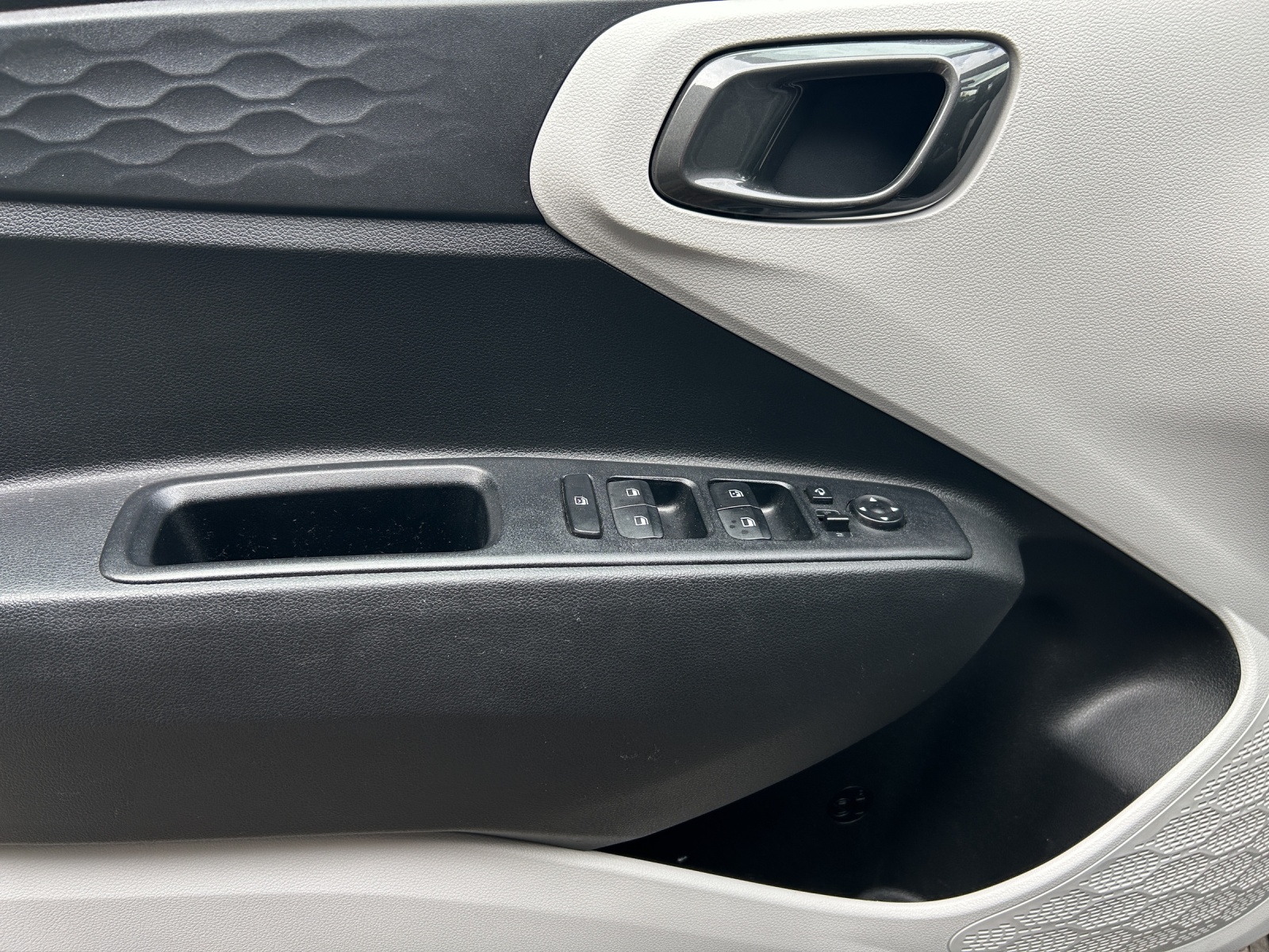 HYUNDAI i10 1.2 Vertex Automat-image-19