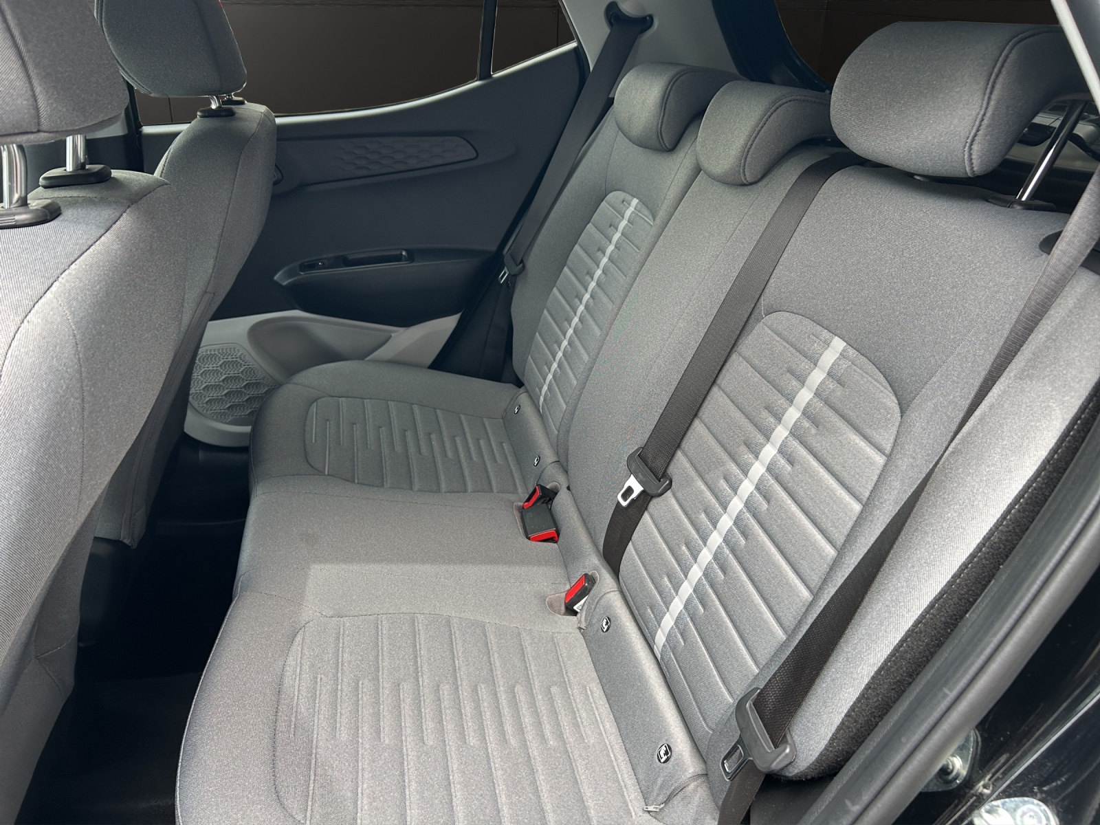 HYUNDAI i10 1.2 Vertex Automat-image-11