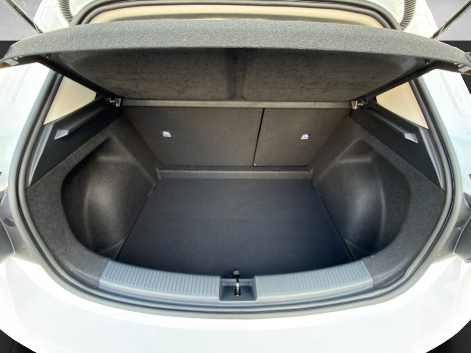 MG 4 Urban 43kWh Comfort-image-5