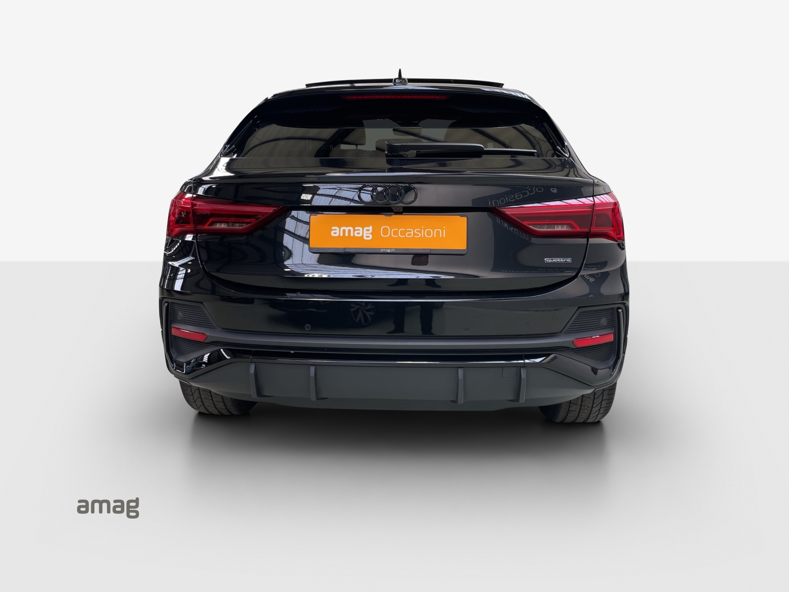 AUDI Q3 Sportback 45 TFSI S line quattro S-tronic-image-3