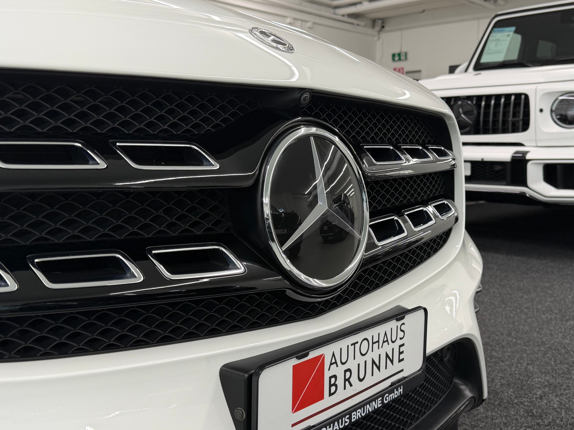 MERCEDES-BENZ GLA 220 AMG Line 4Matic 7G-DCT-image-11