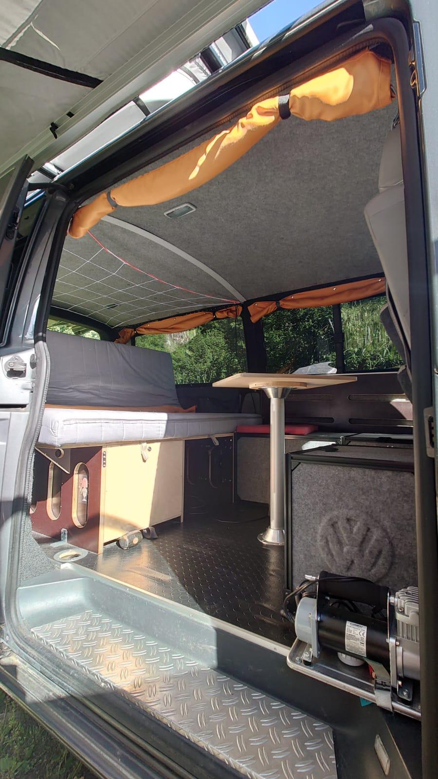 VW T5-image-2