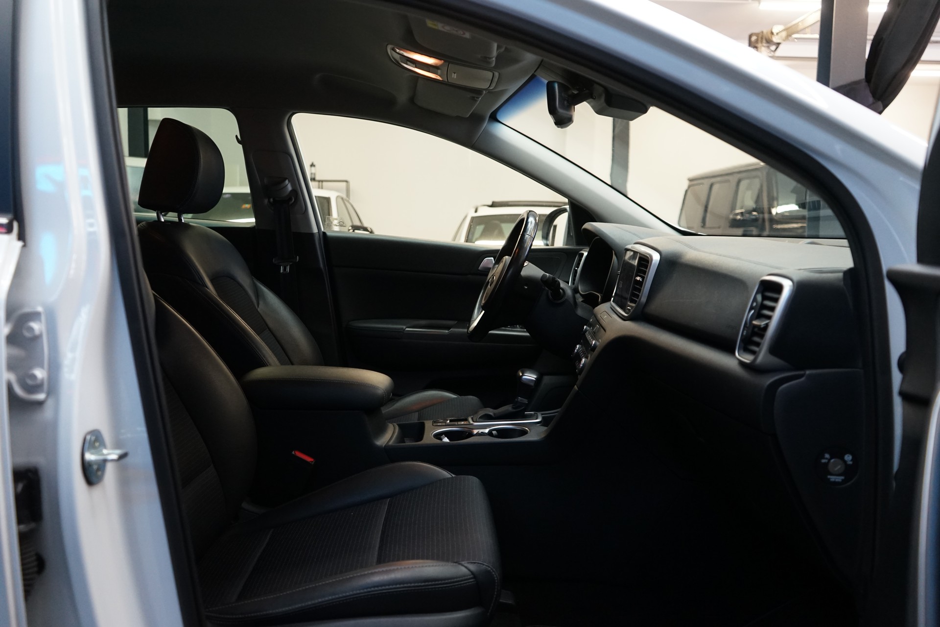 KIA Sportage 1.6CRDi Mild Hybrid Sportage 4WD DCT-image-5