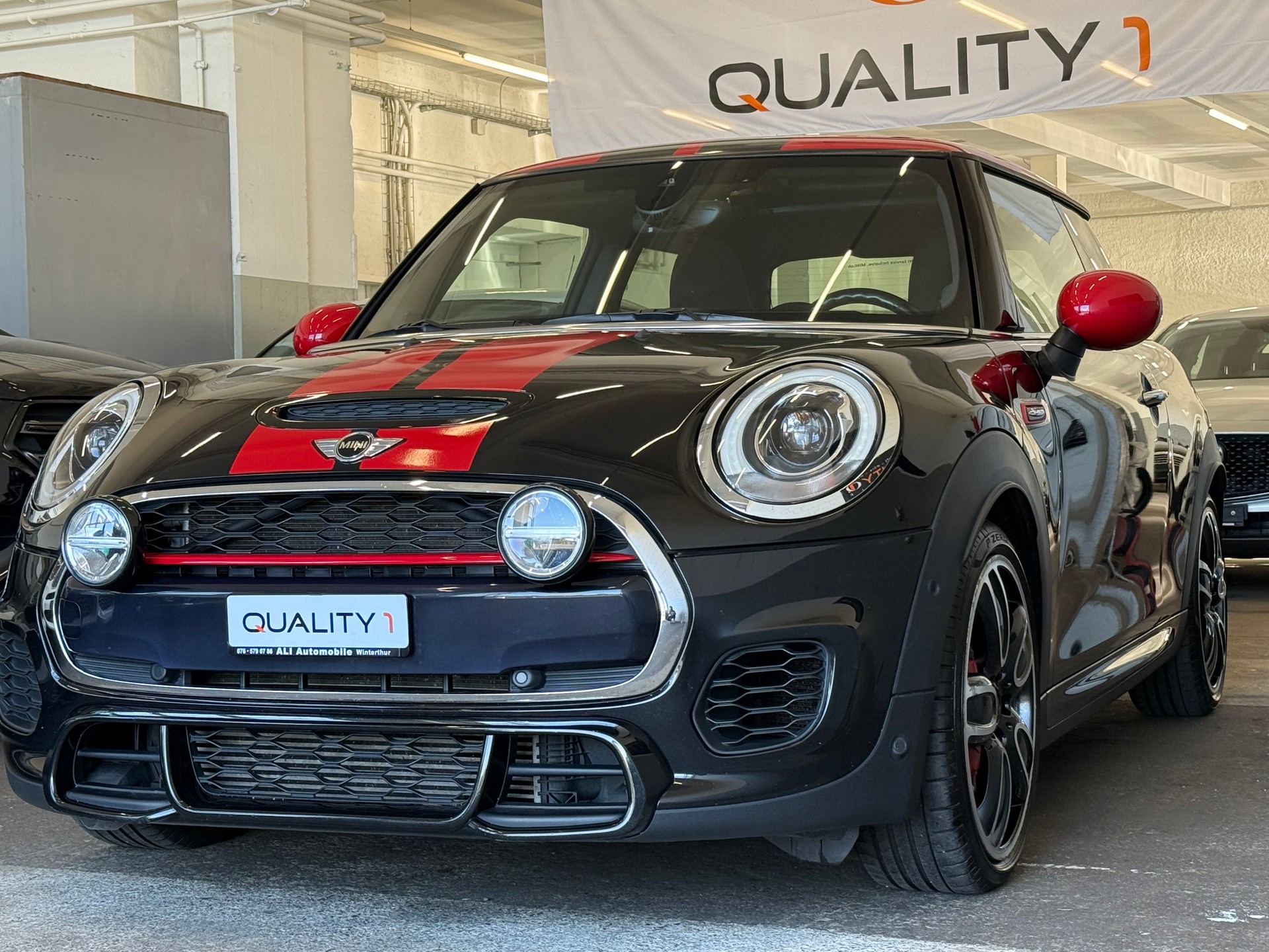 MINI Cooper John Cooper Works Steptronic-image-2