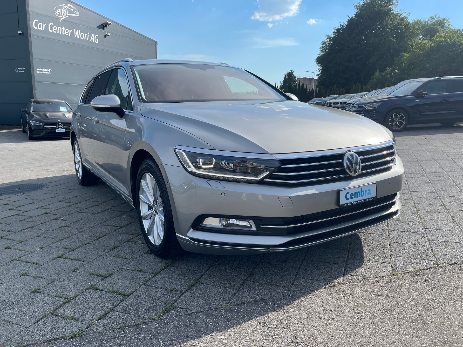VW Passat Variant 2.0 TDI BMT Highline DSG-image-5