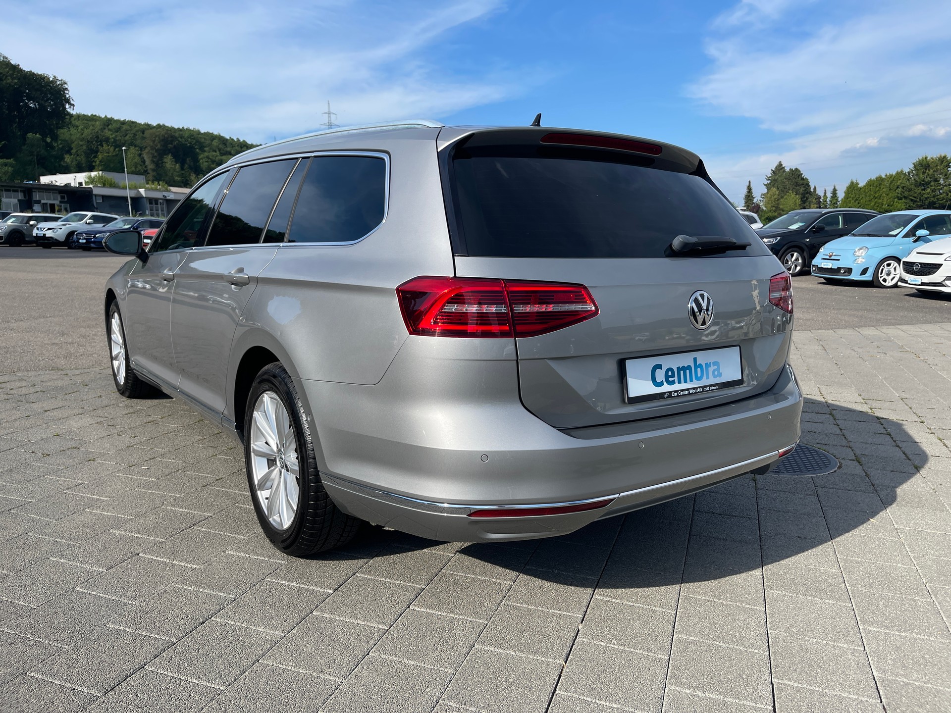 VW Passat Variant 2.0 TDI BMT Highline DSG-image-2