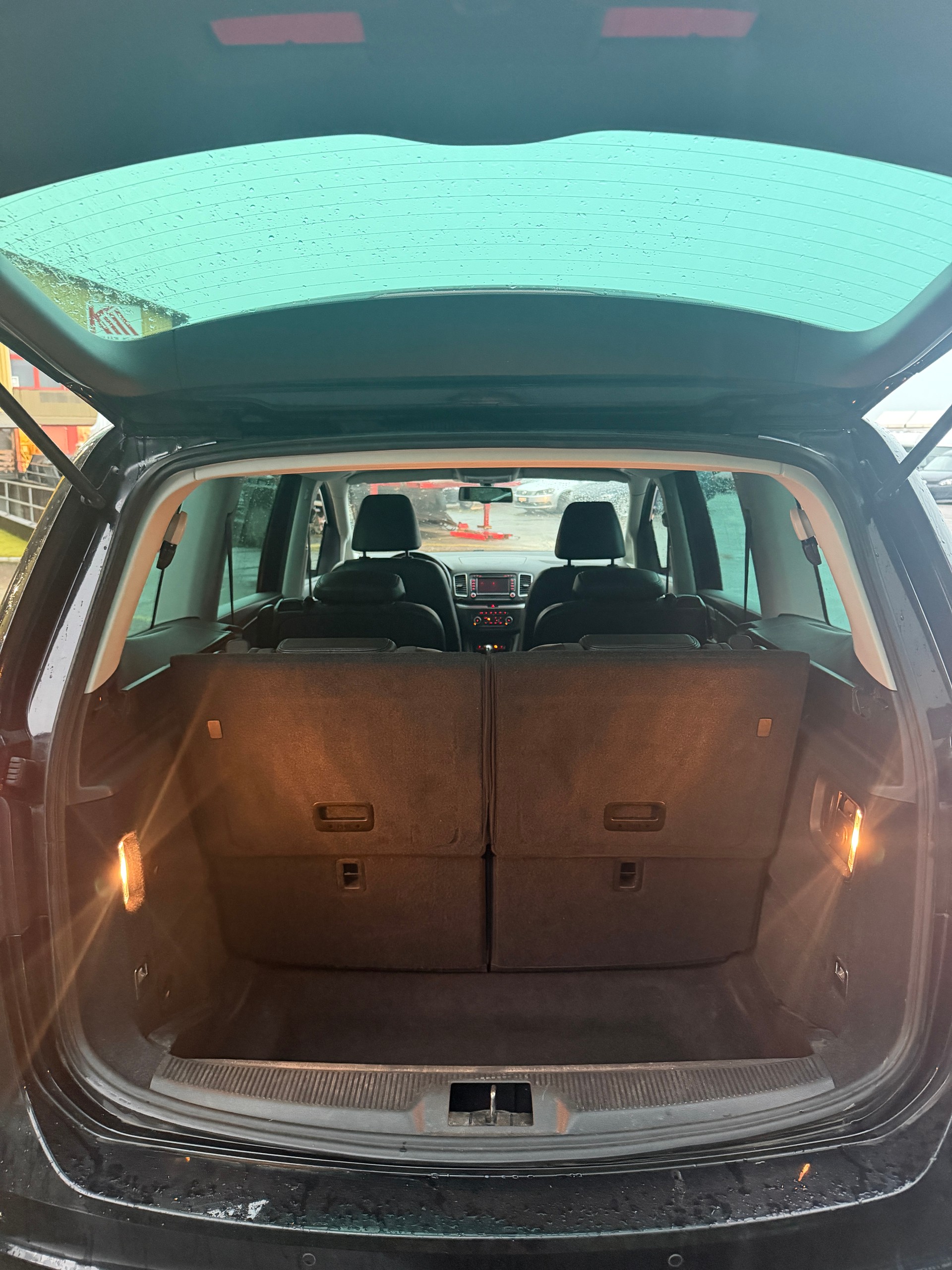 VW Sharan 2.0 TDI BMT Comfortline DSG-image-13