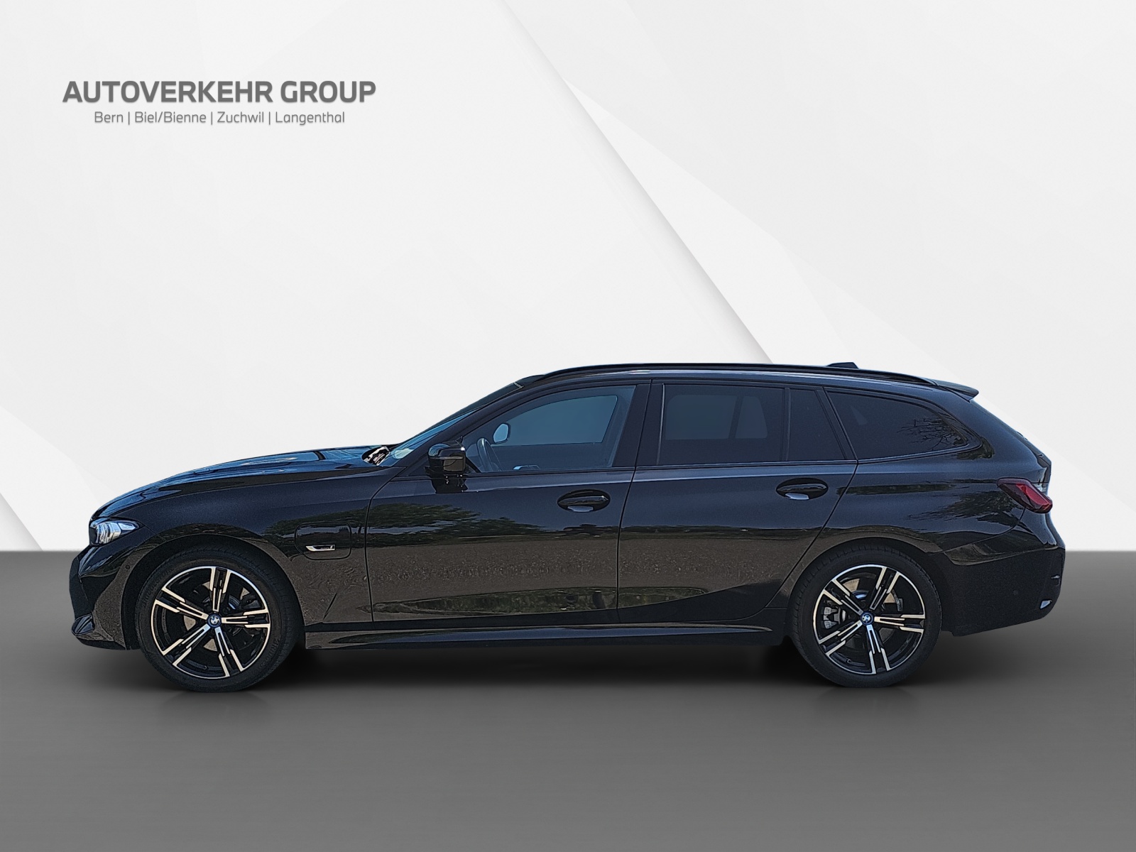 BMW 320e xDr Tour M Sport-image-2