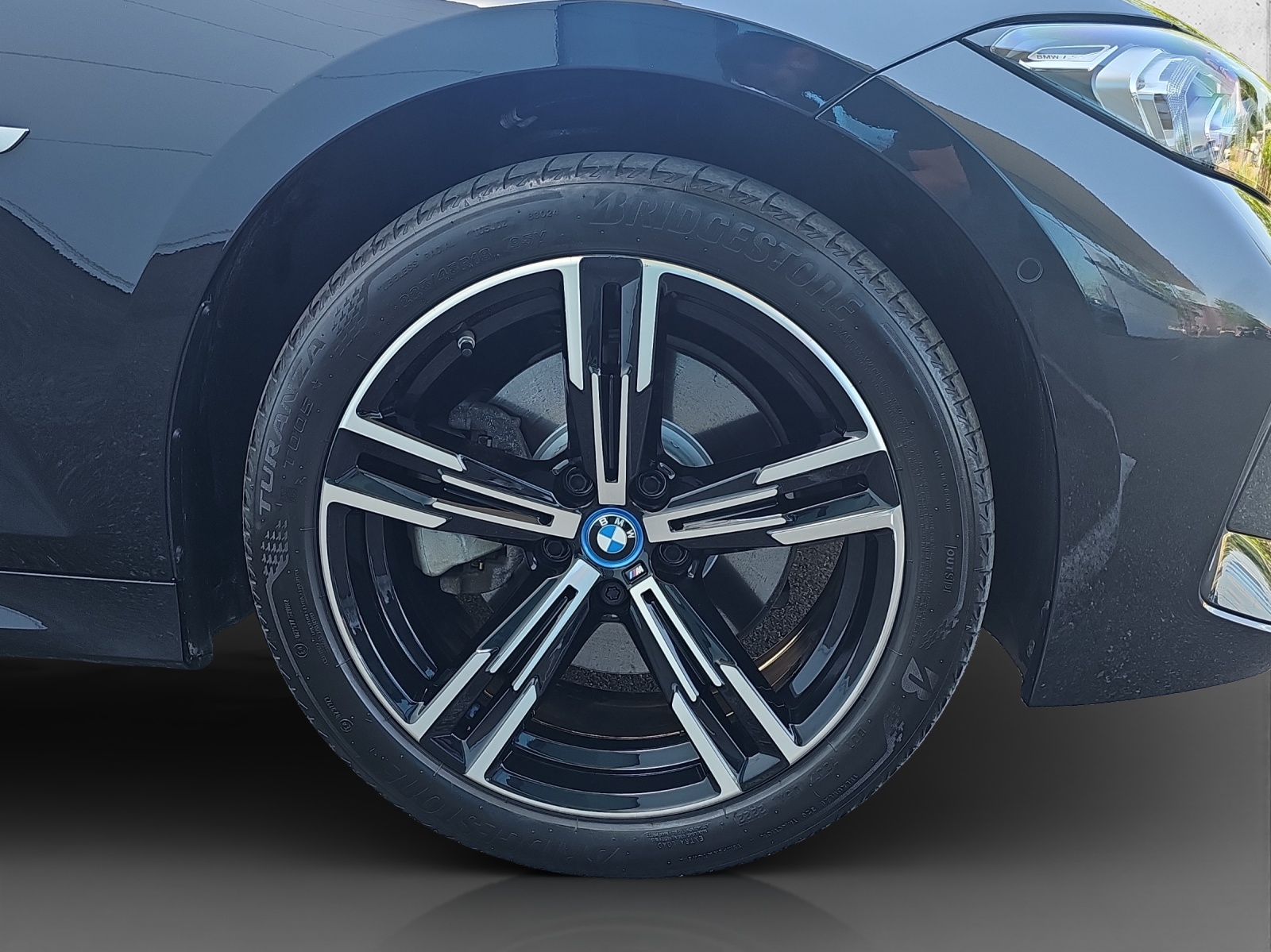 BMW 320e xDr Tour M Sport-image-9