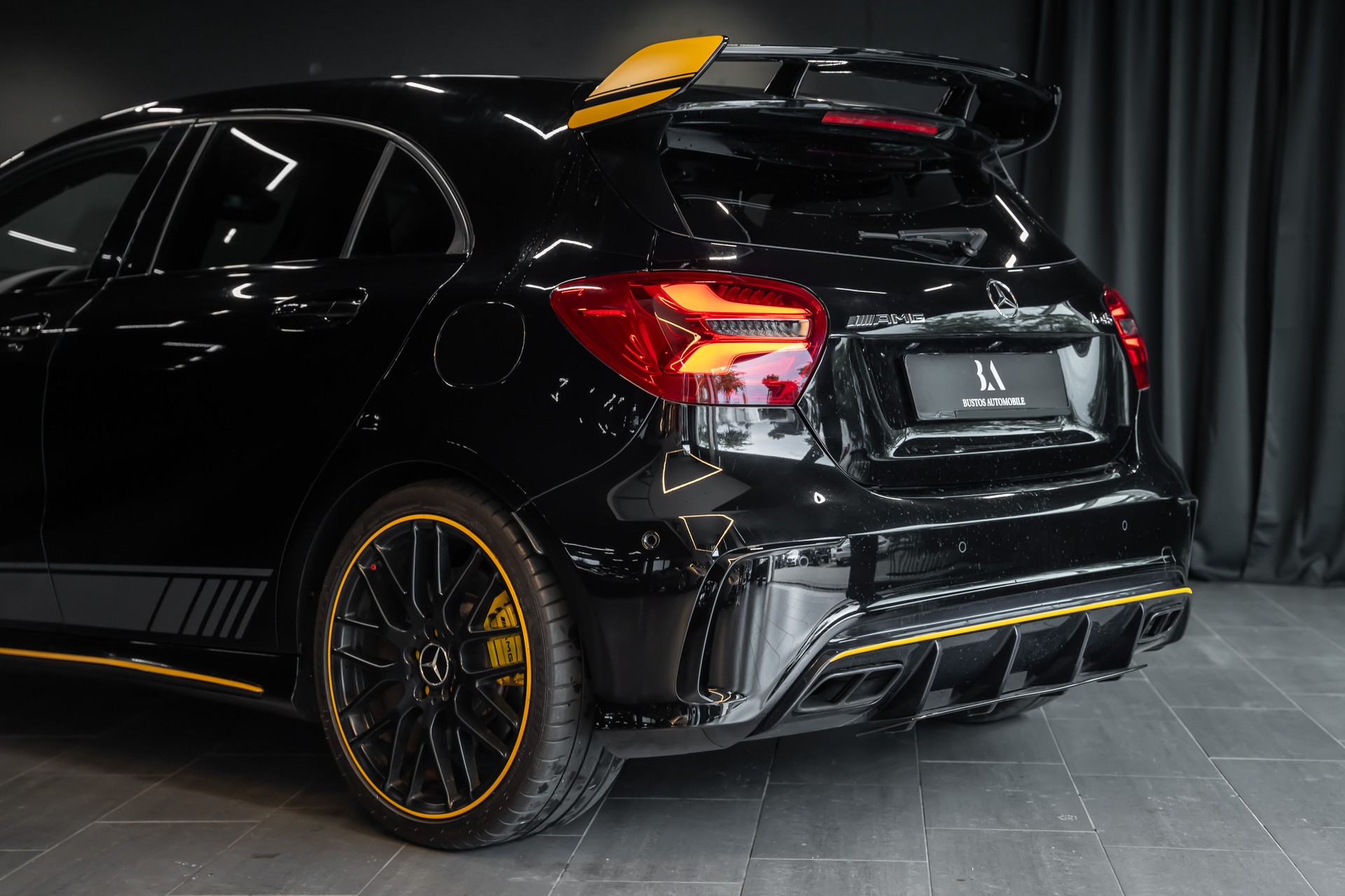 MERCEDES-BENZ A 45 AMG Yellow Night Edition 4Matic 7G-DCT / CH Auto / Limitiertes Fahrzeug / Garantie-image-7