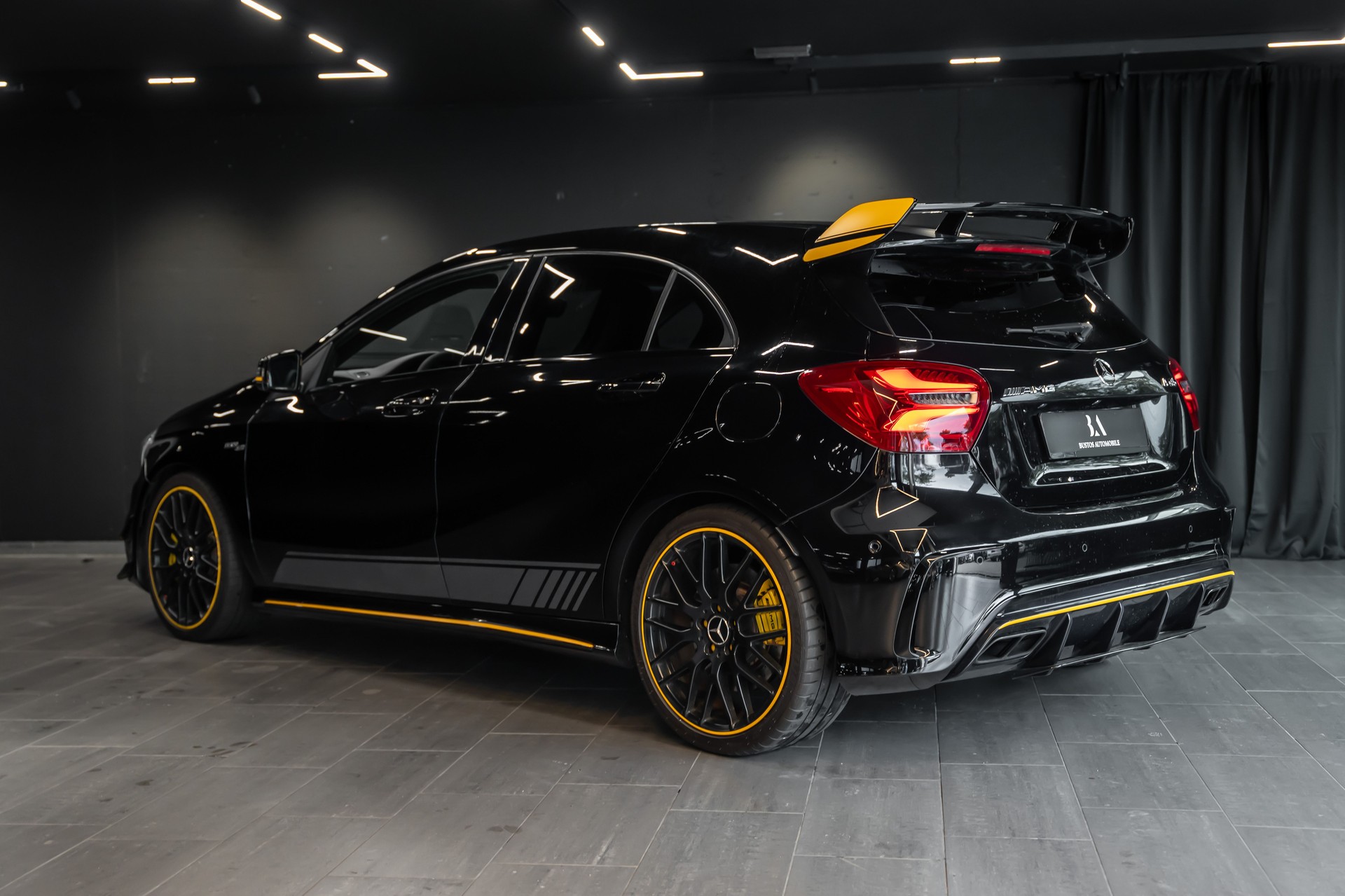 MERCEDES-BENZ A 45 AMG Yellow Night Edition 4Matic 7G-DCT / CH Auto / Limitiertes Fahrzeug / Garantie-image-6