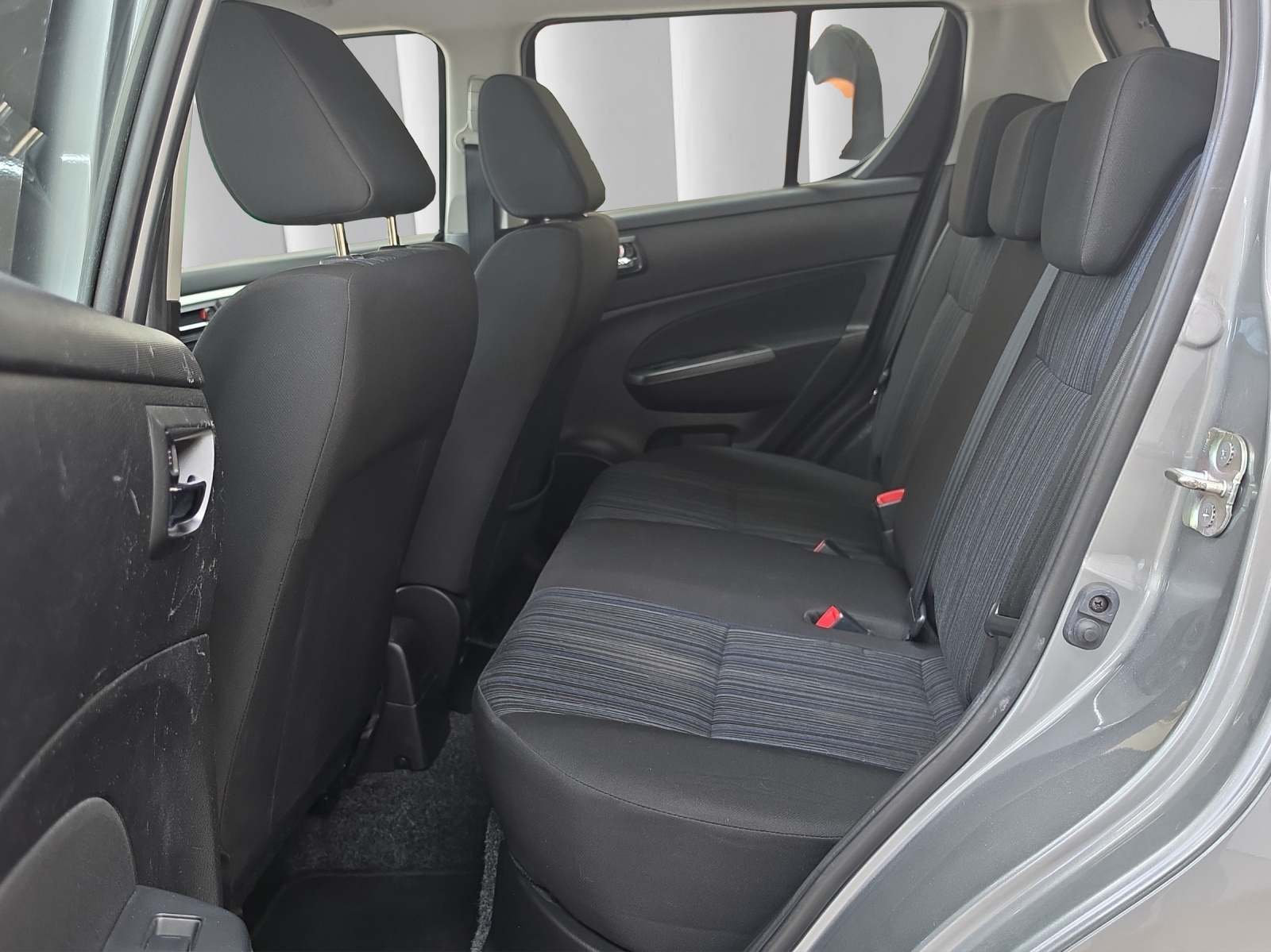 SUZUKI Swift 1.2 Piz Sulai 4x4-image-9