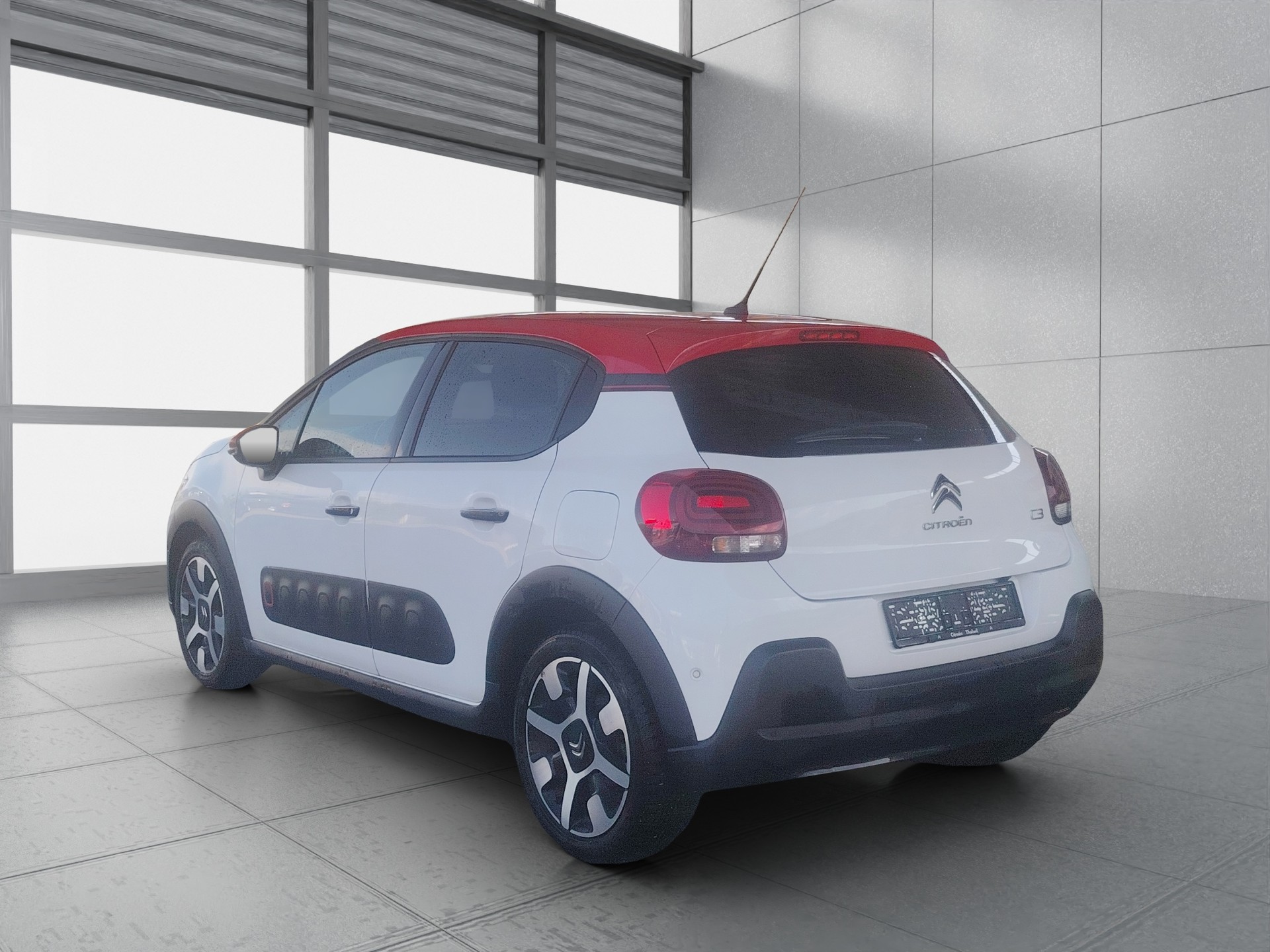 CITROEN C3 1.2i PureTech Feel EAT-image-4