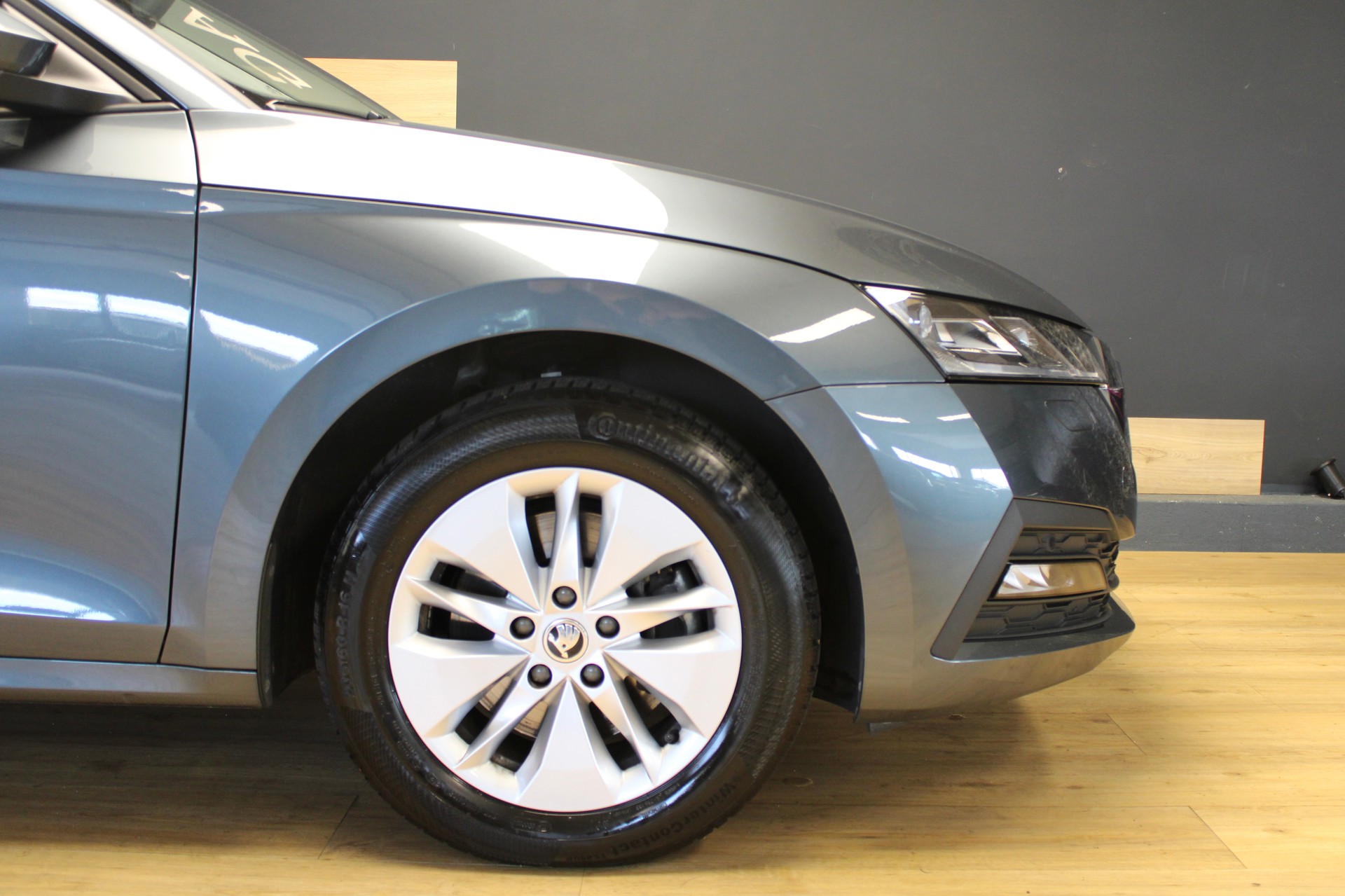 SKODA Octavia Combi 2.0 TDI DSG Ambition 4x4-image-7