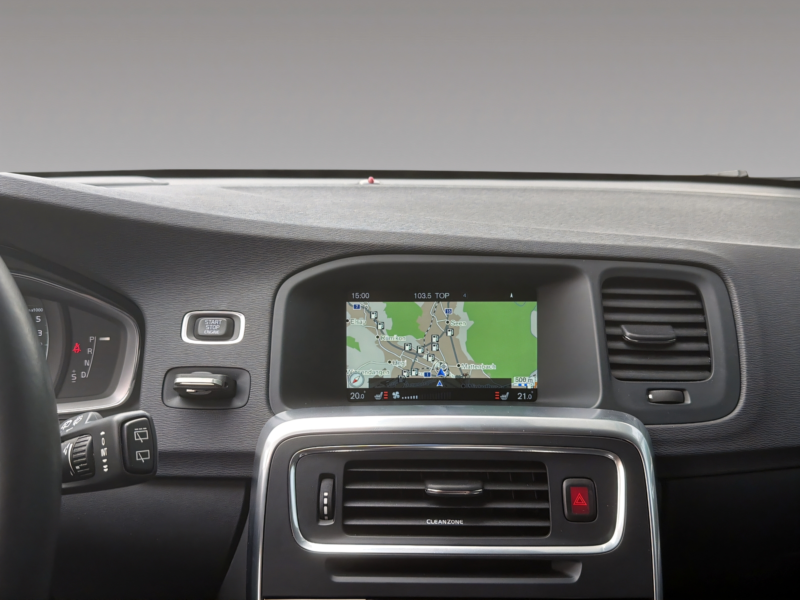 VOLVO V60 2.4 D4 Summum AWD-image-11