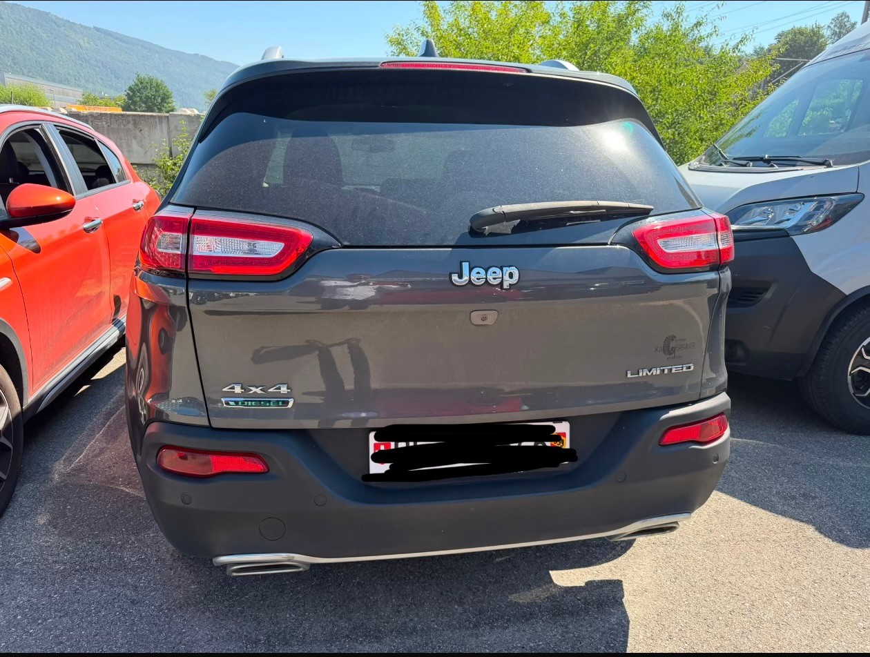 JEEP Cherokee 2.2TD Limited AWD 9ATX-image-2