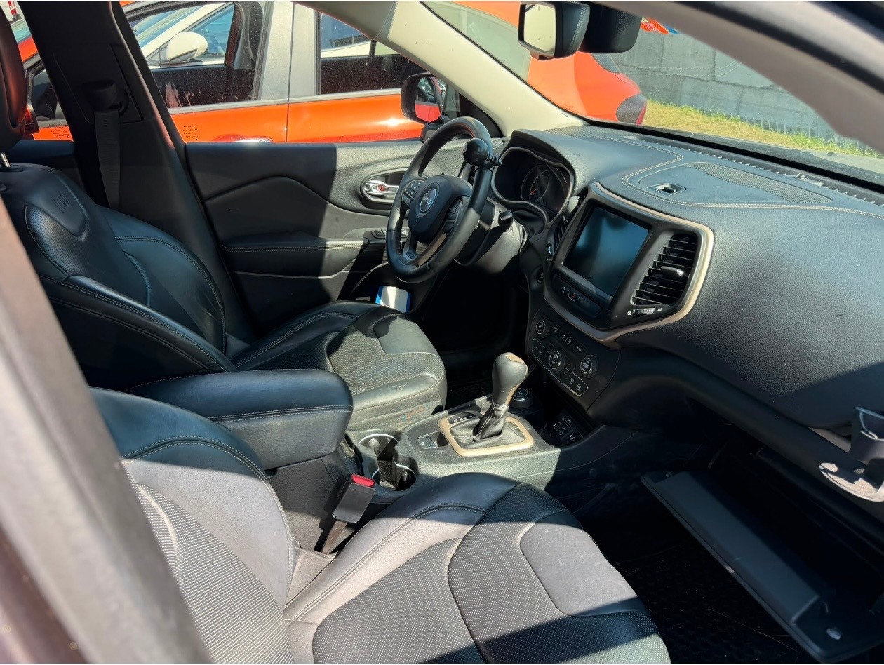 JEEP Cherokee 2.2TD Limited AWD 9ATX-image-3