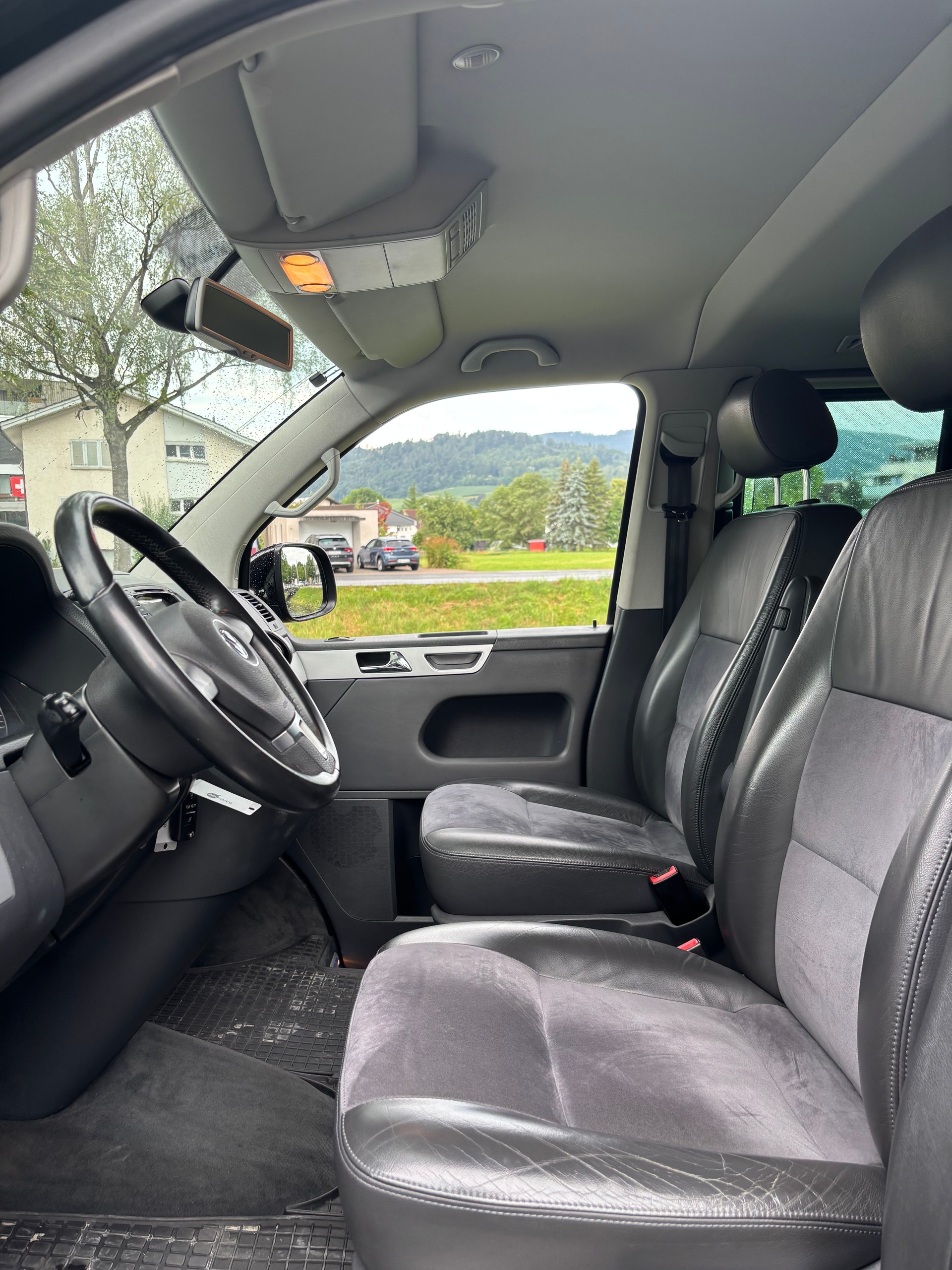 VW T5 Multivan 2.0 Bi-TDI CR Highline 4Motion DSG-image-14