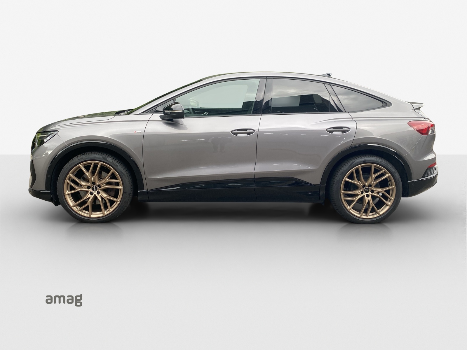 AUDI Q4 Sportback e-tron 50 quattro-image-1
