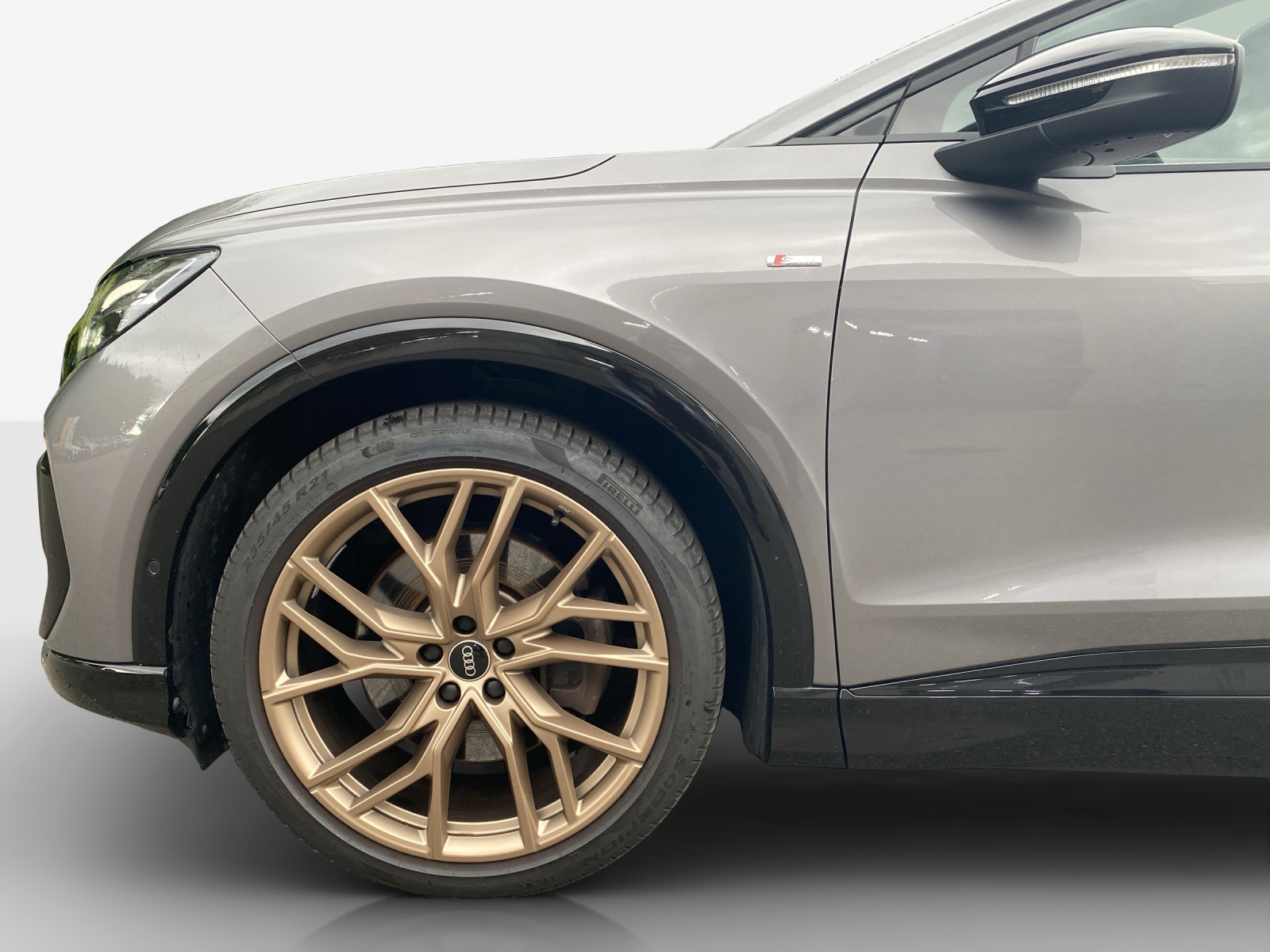 AUDI Q4 Sportback e-tron 50 quattro-image-14