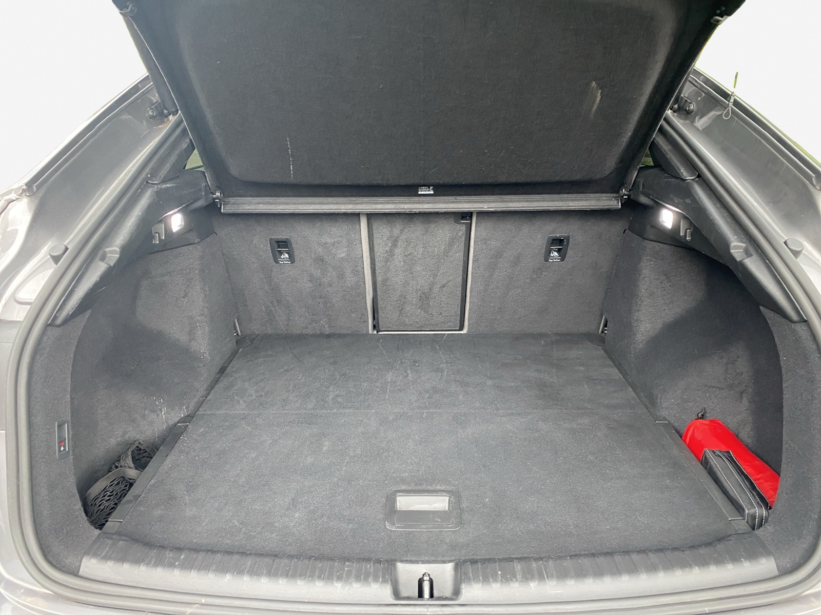 AUDI Q4 Sportback e-tron 50 quattro-image-13