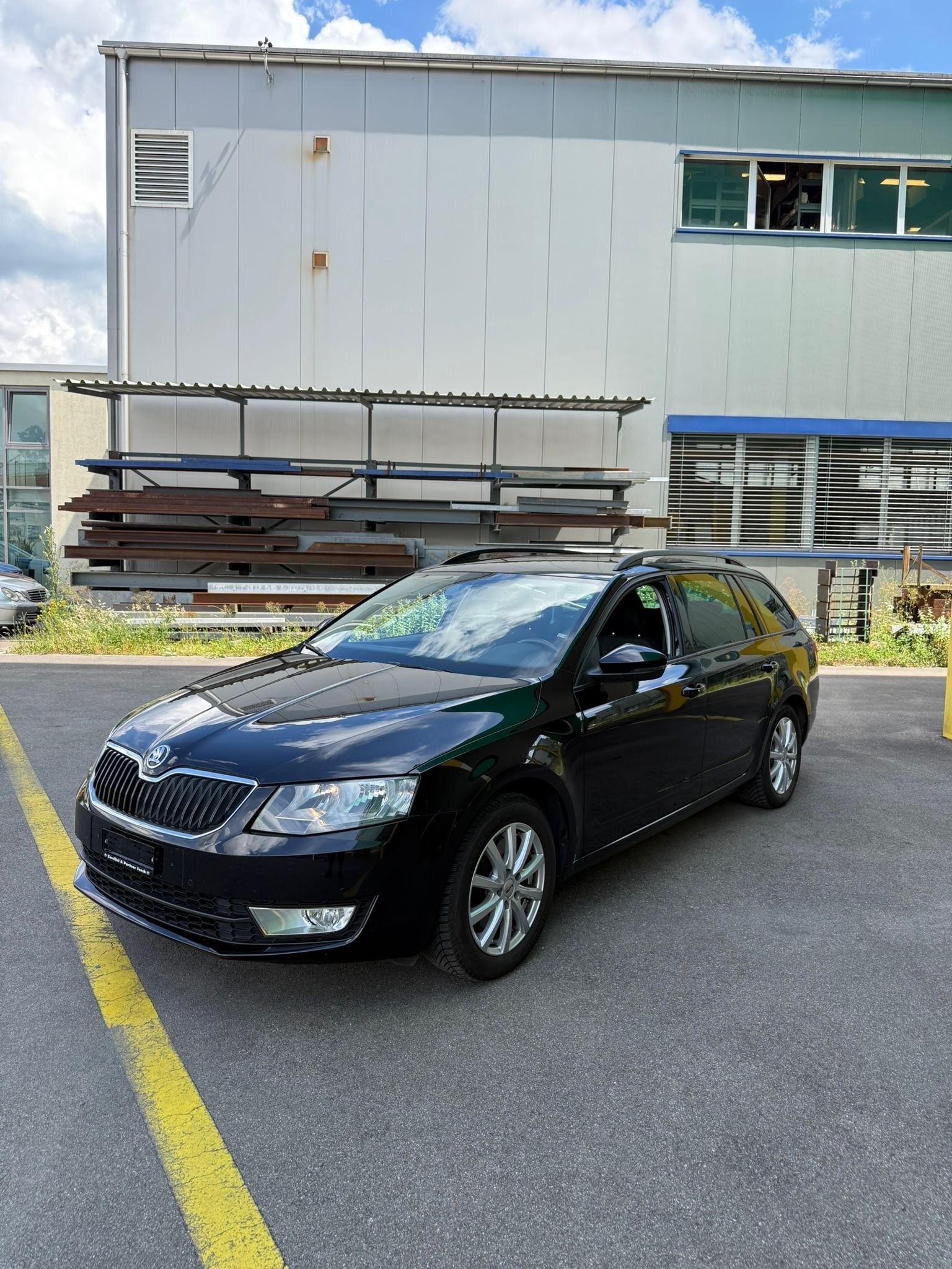 SKODA Octavia Combi 1.8 TSI Elegance-image-2