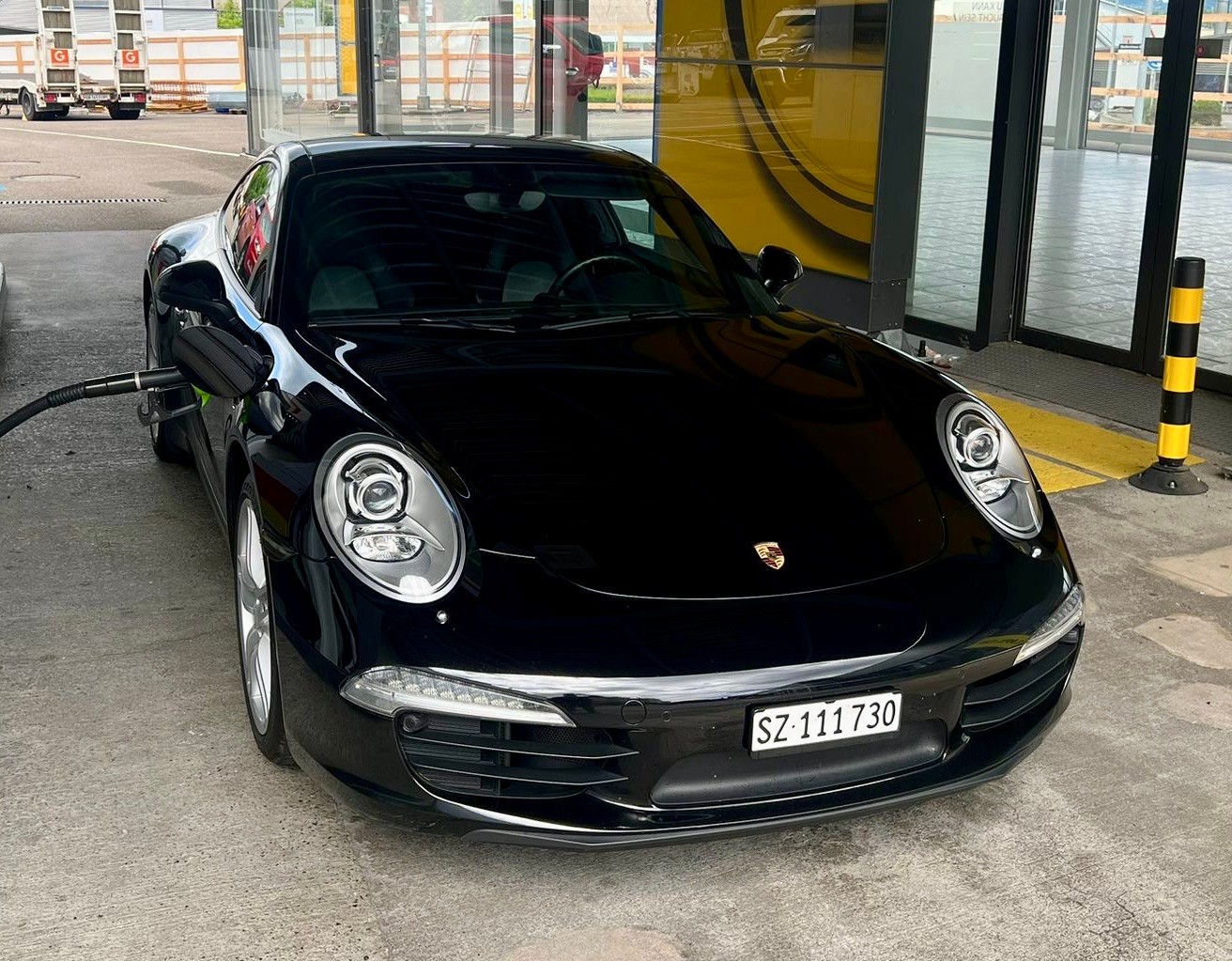 PORSCHE 991-image-1